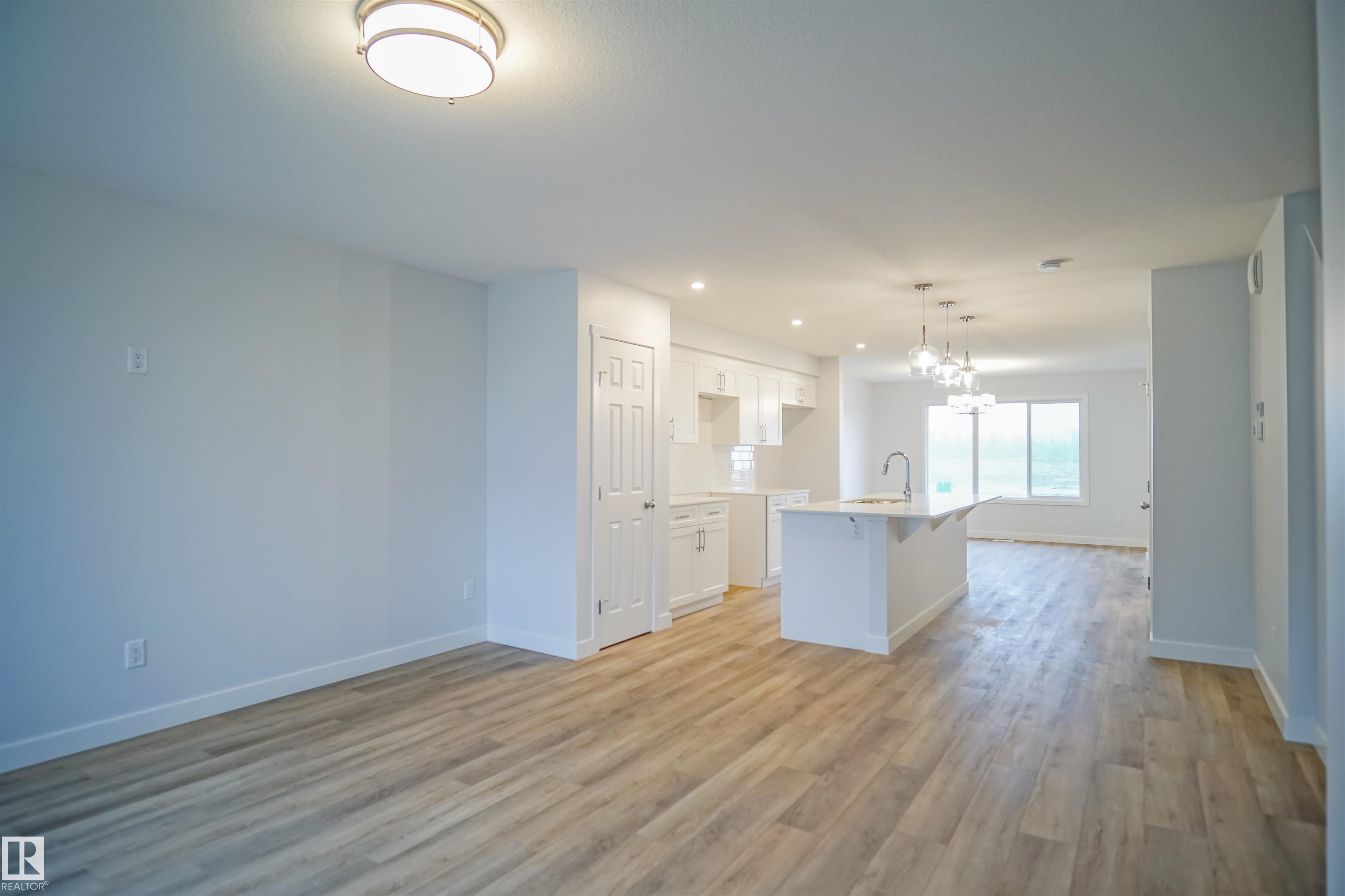 Photo 4 at 1072 Mcleod Avenue, Easton, Spruce Grove