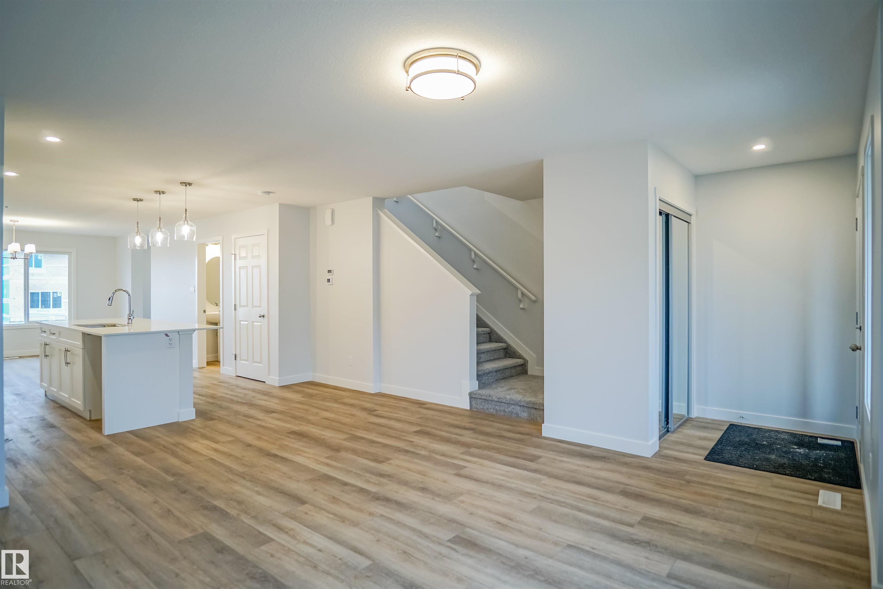 Photo 6 at 1072 Mcleod Avenue, Easton, Spruce Grove