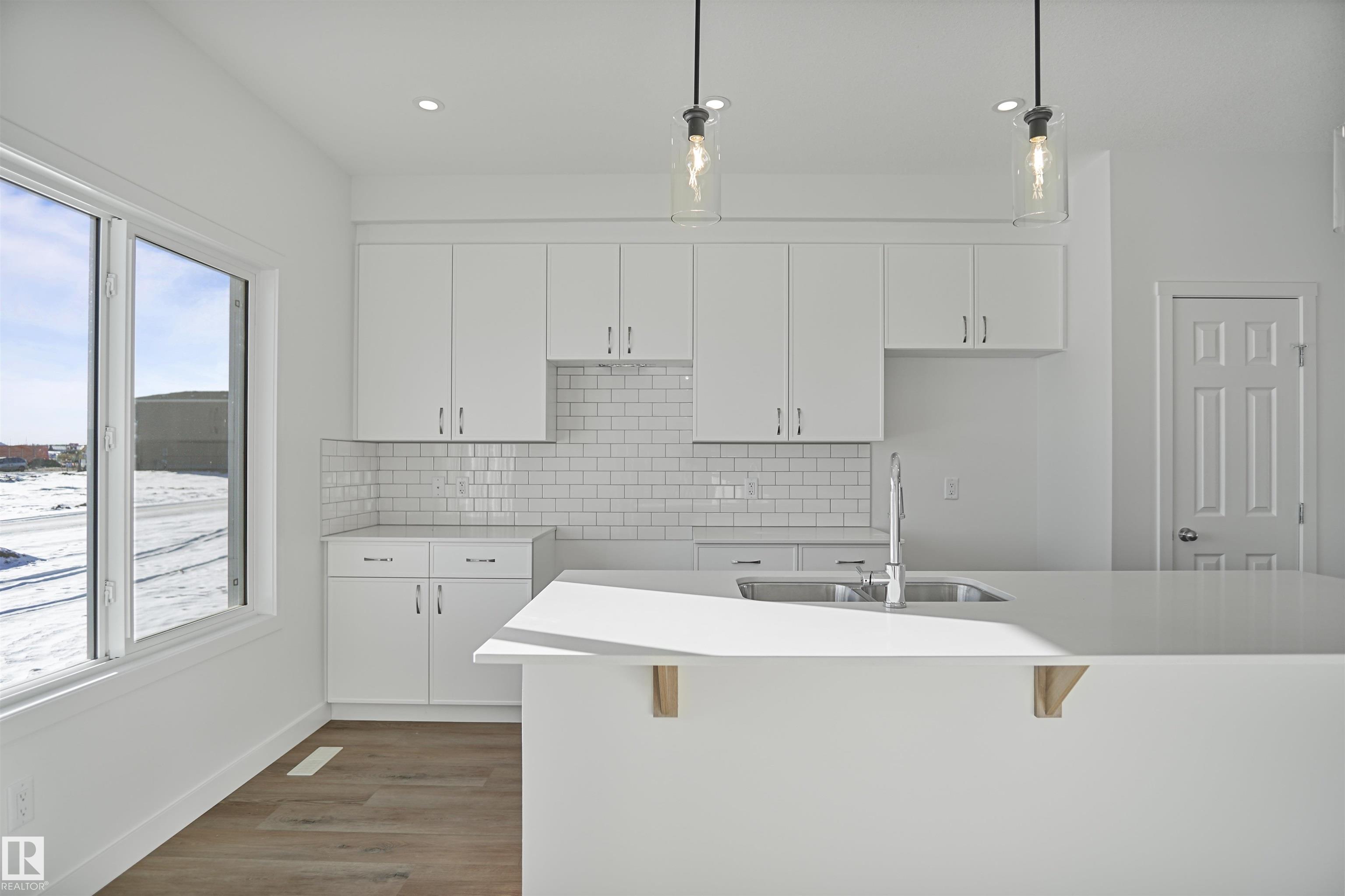 Photo 11 at 1076 Mcleod Avenue, Easton, Spruce Grove