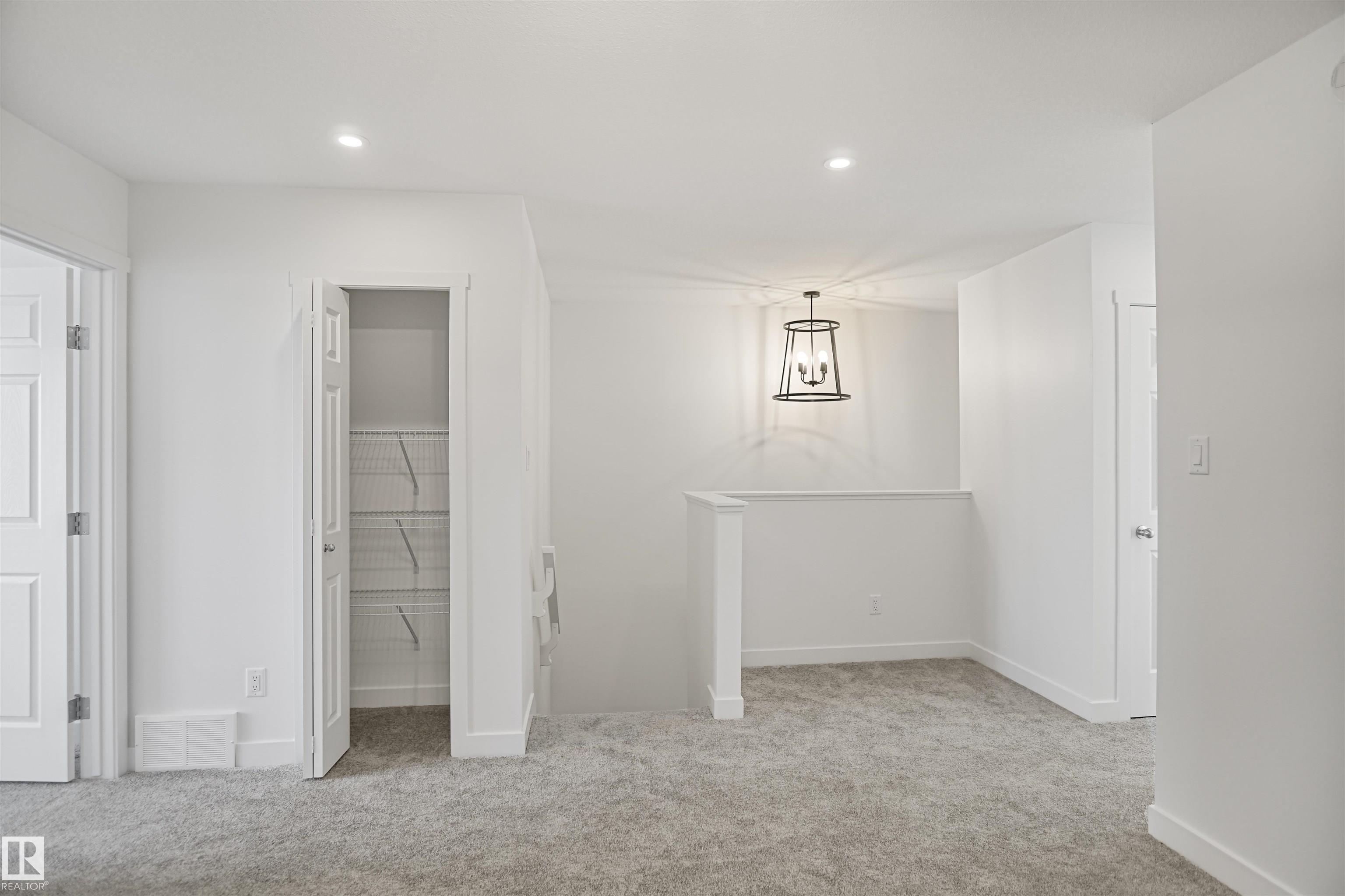 Photo 14 at 1076 Mcleod Avenue, Easton, Spruce Grove