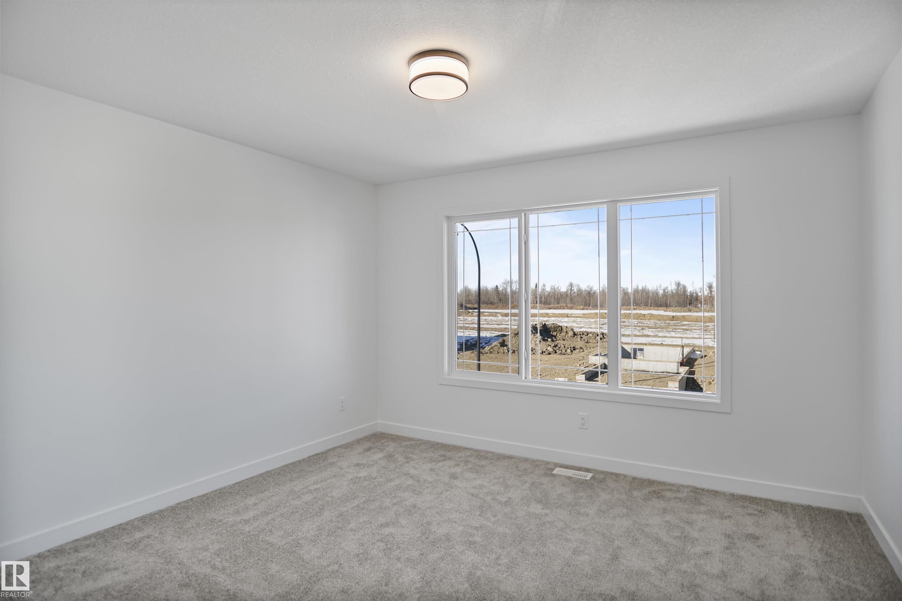 Photo 17 at 1076 Mcleod Avenue, Easton, Spruce Grove