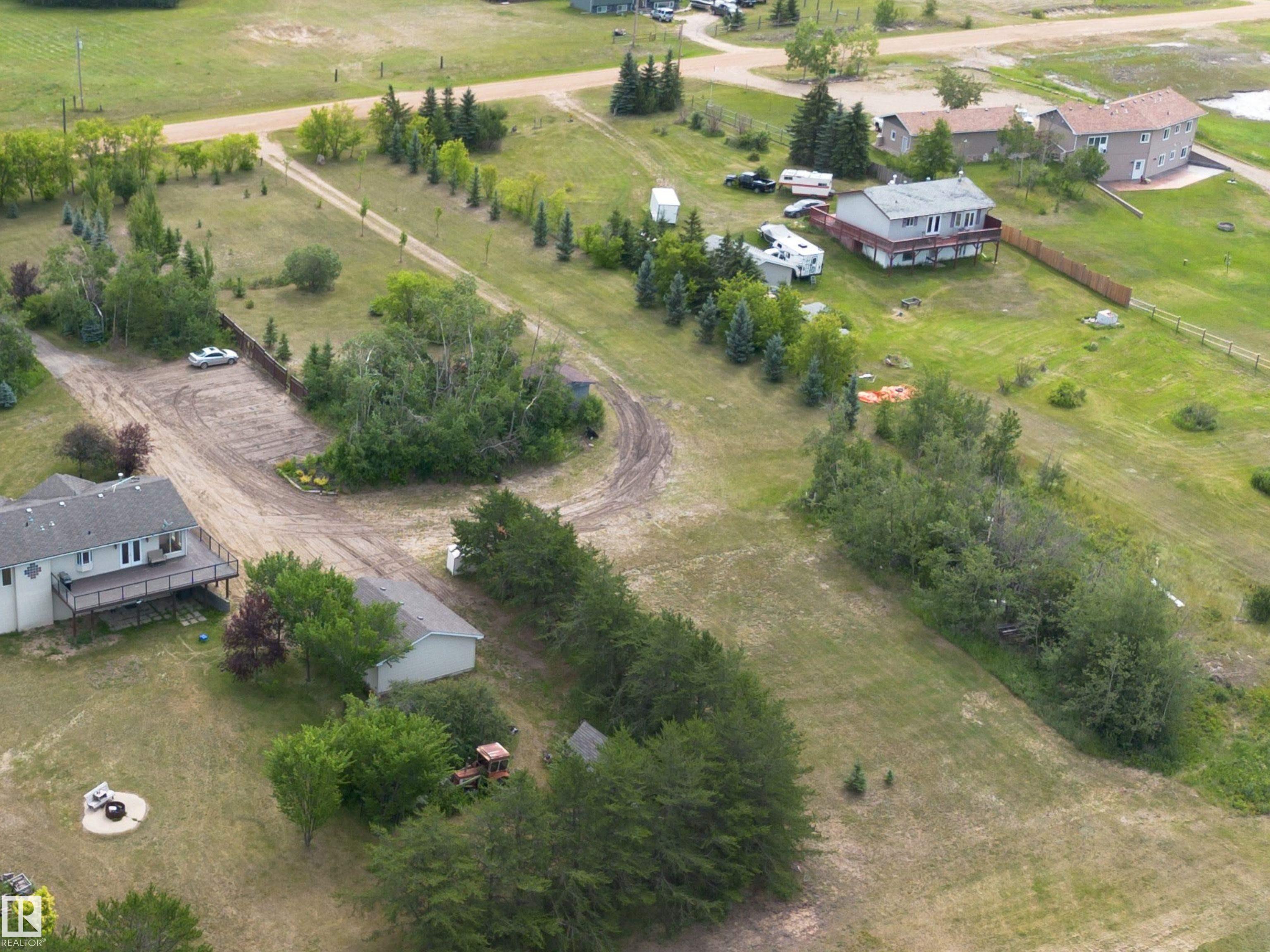 Photo 2 at 30 - 23329 Sh 651, Lily Lake Estates, Rural Sturgeon County