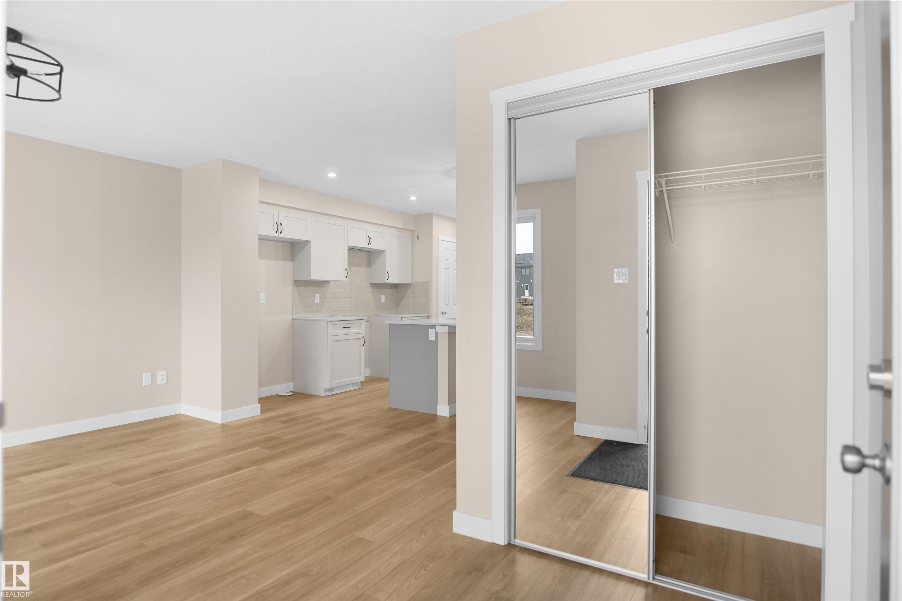 Picture for 626 176 AV NE