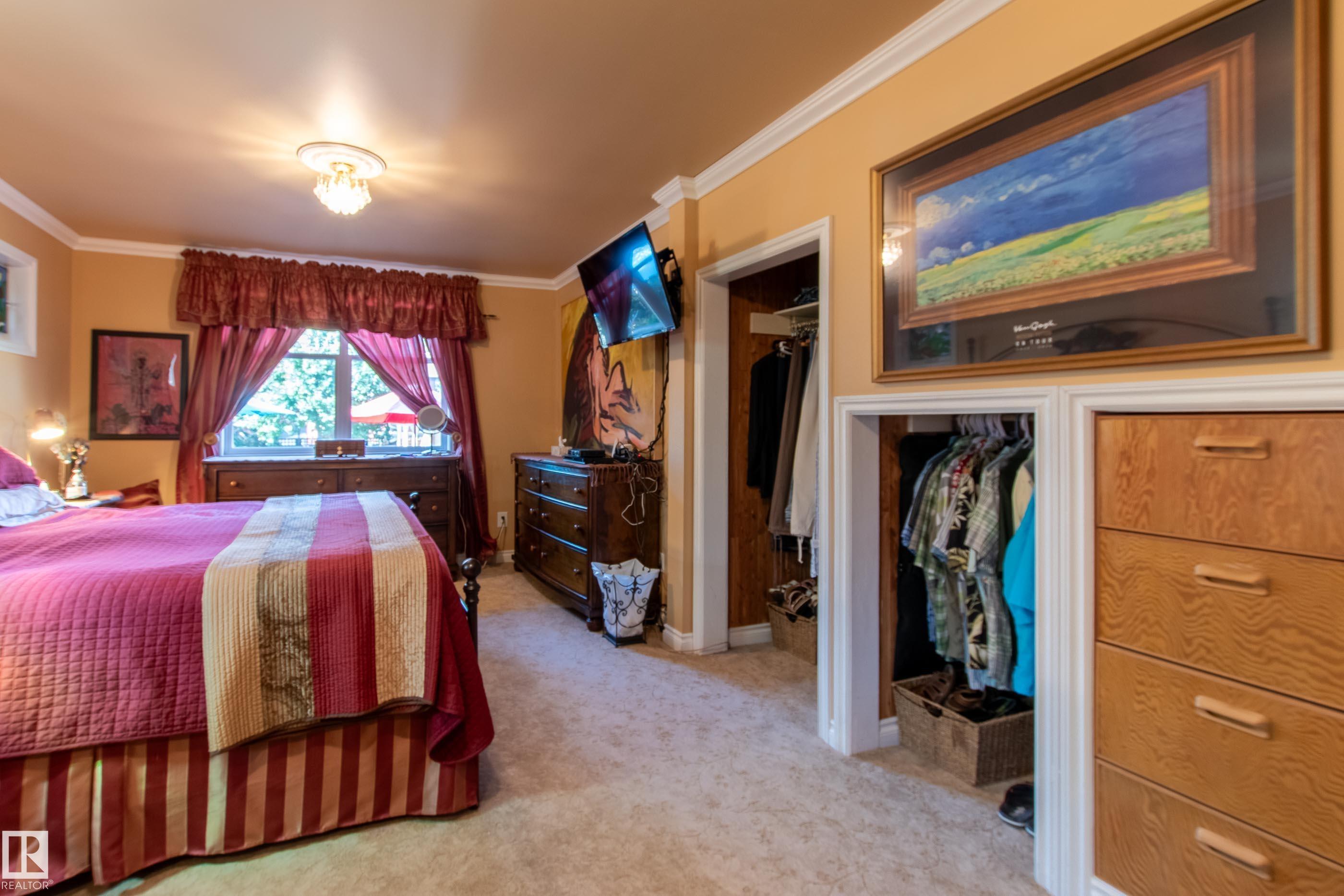 Photo 21 at 14014 106 Avenue NW, Glenora, Edmonton