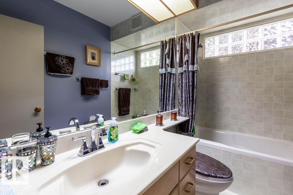 Photo 23 at 14014 106 Avenue NW, Glenora, Edmonton