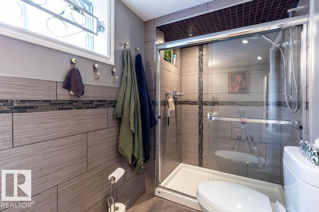 Photo 33 at 14014 106 Avenue NW, Glenora, Edmonton