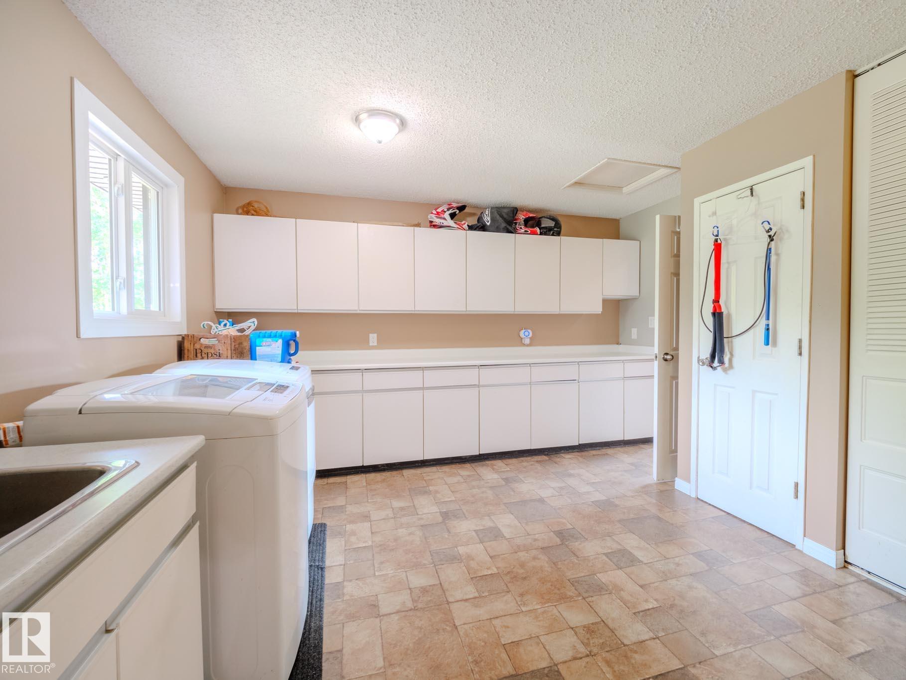 Photo 31 at 49072 Rge Road 233, None, Rural Leduc County