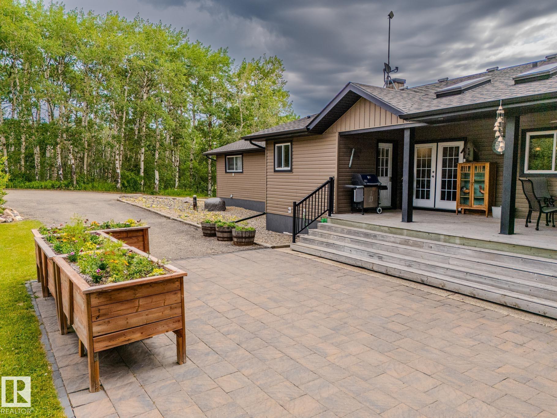 Photo 59 at 49072 Rge Road 233, None, Rural Leduc County