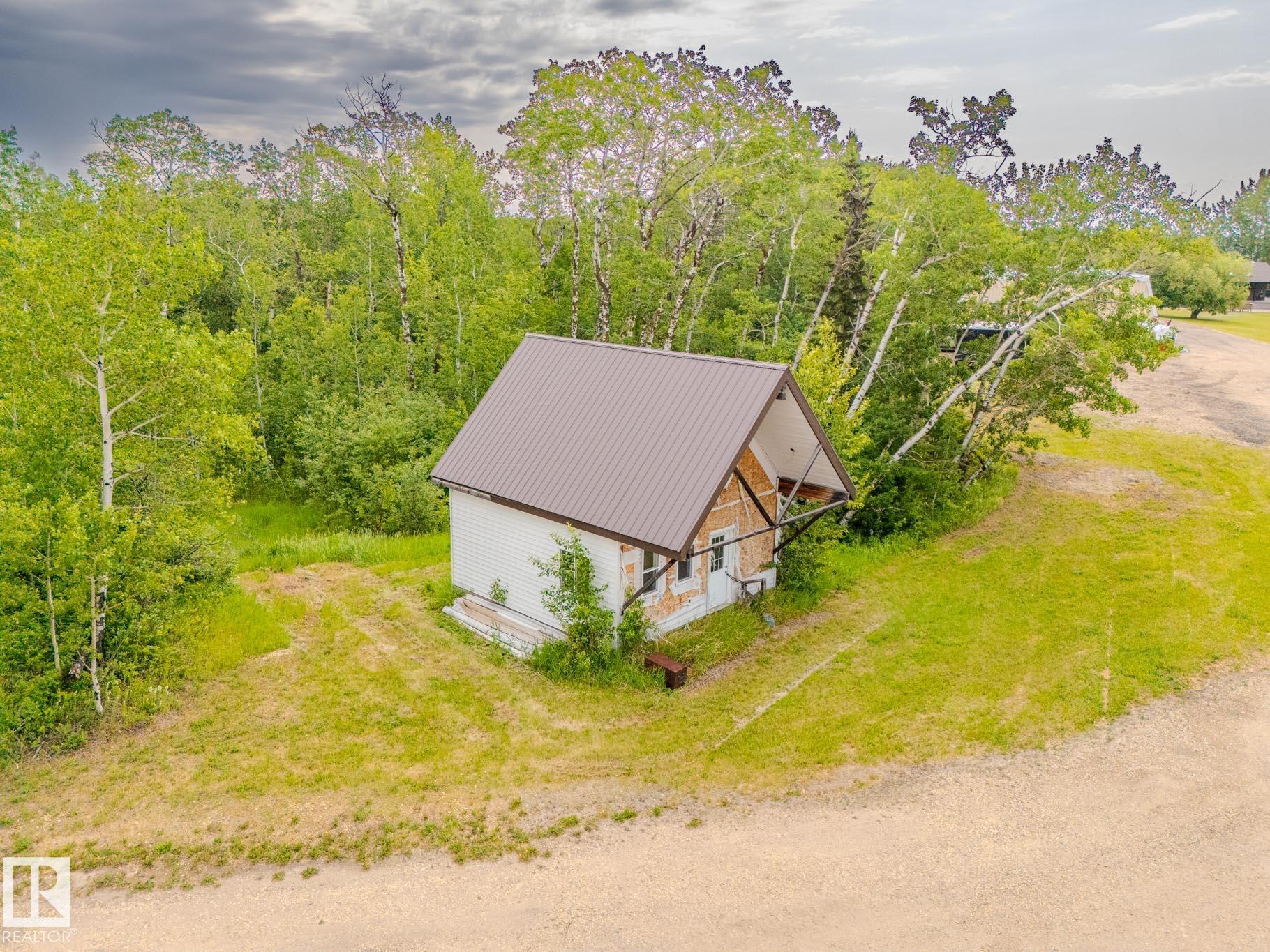 Photo 74 at 49072 Rge Road 233, None, Rural Leduc County