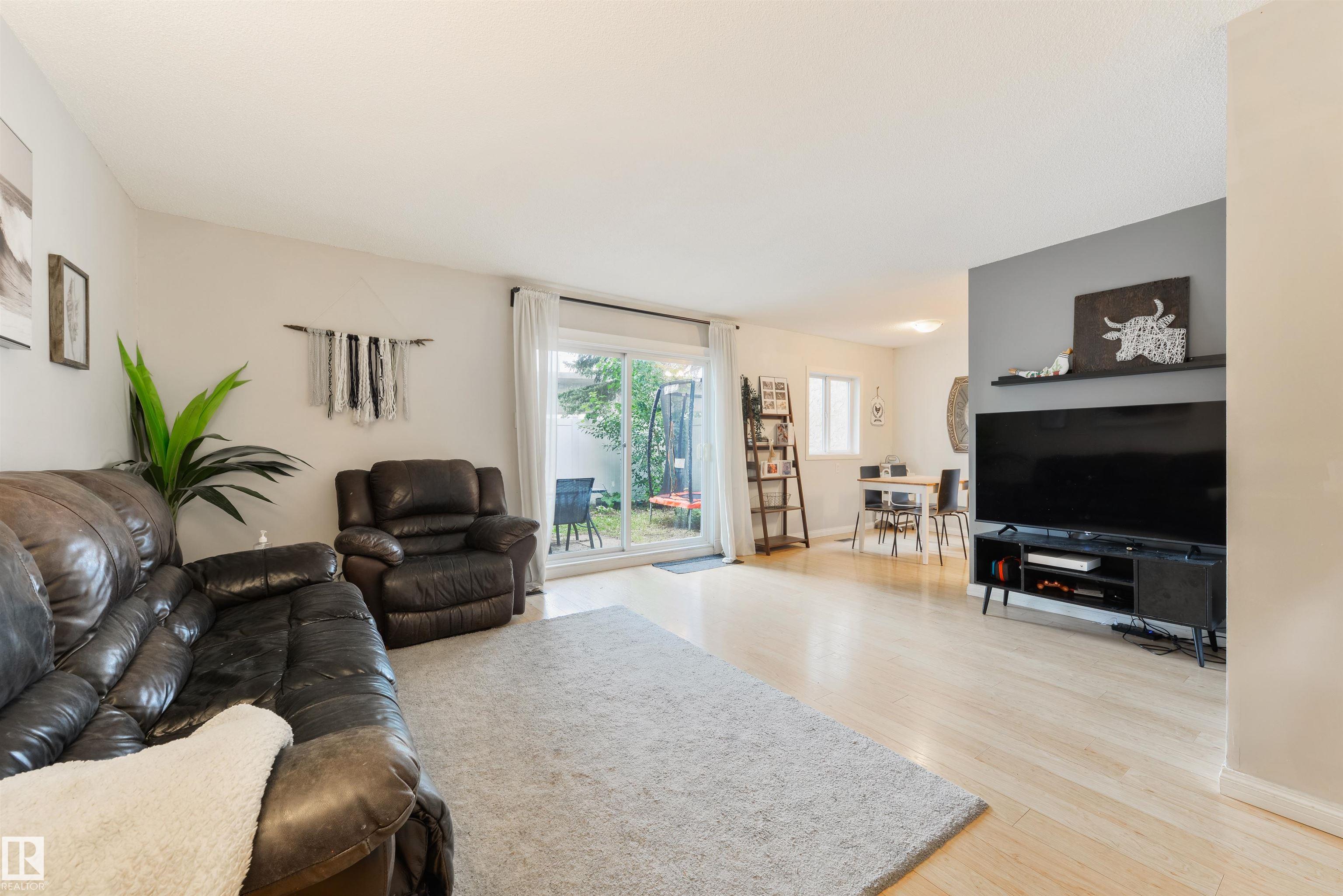 Photo 16 at 2B Meadowlark Village NW, West Meadowlark Park, Edmonton