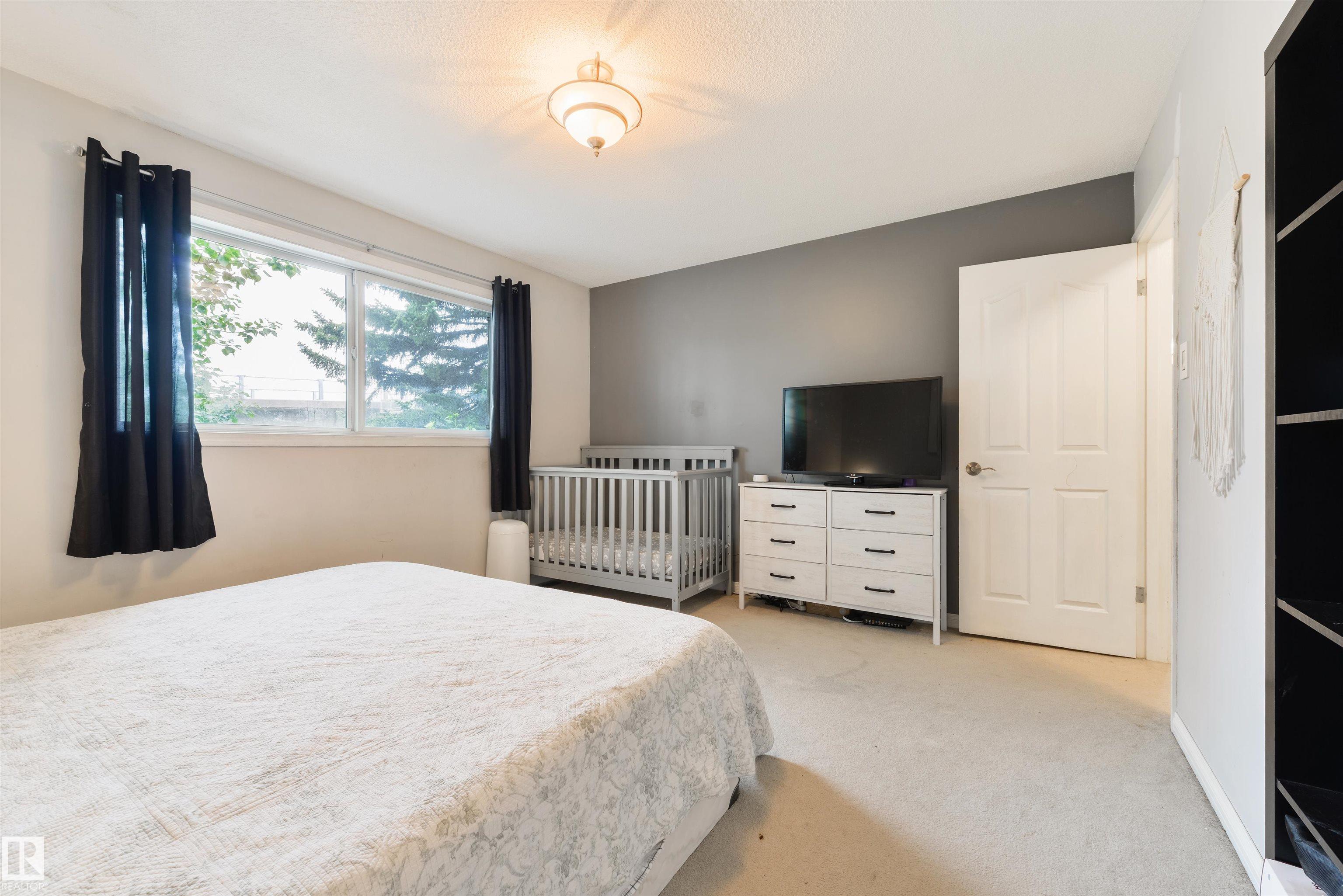 Photo 25 at 2B Meadowlark Village NW, West Meadowlark Park, Edmonton
