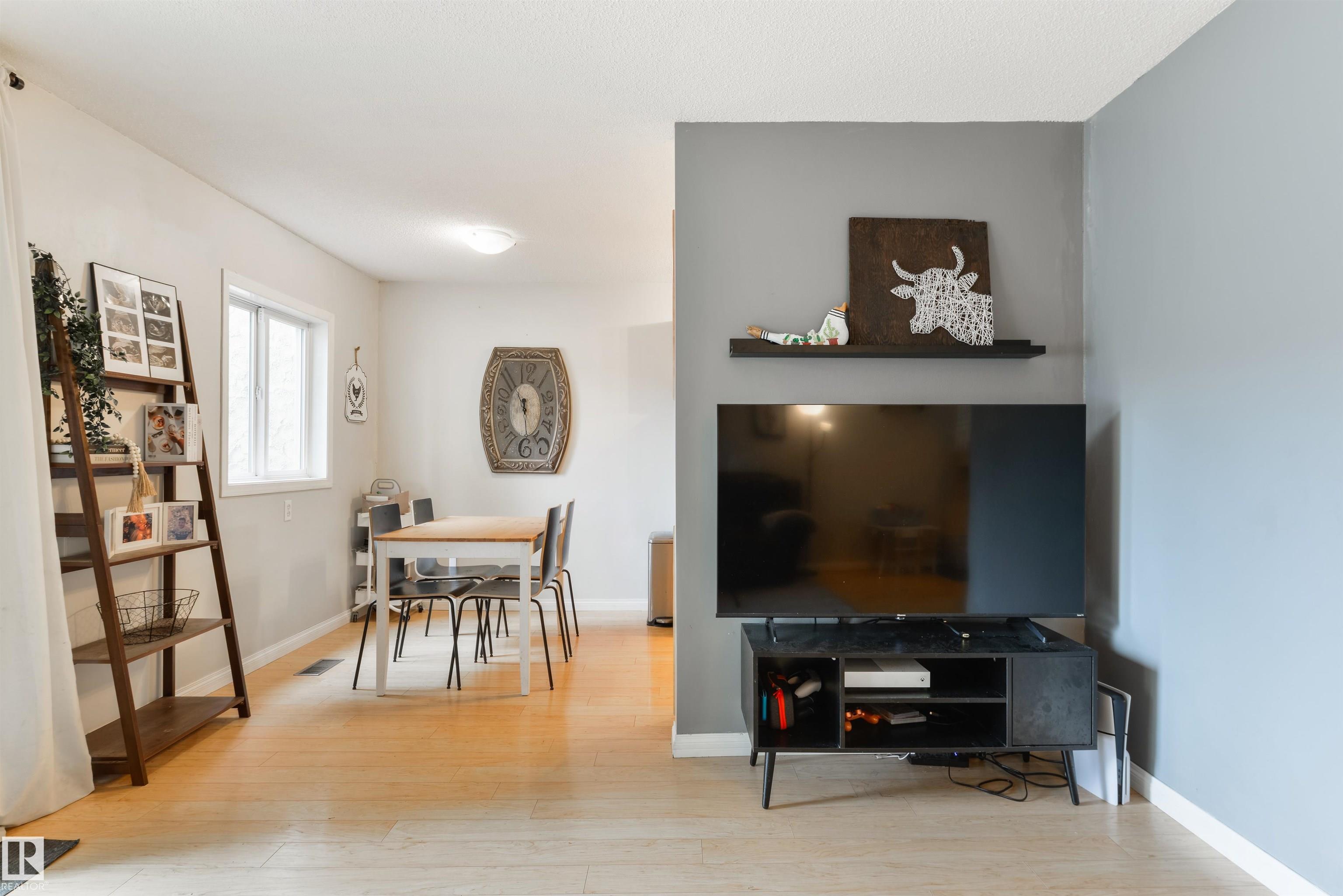 Photo 33 at 2B Meadowlark Village NW, West Meadowlark Park, Edmonton