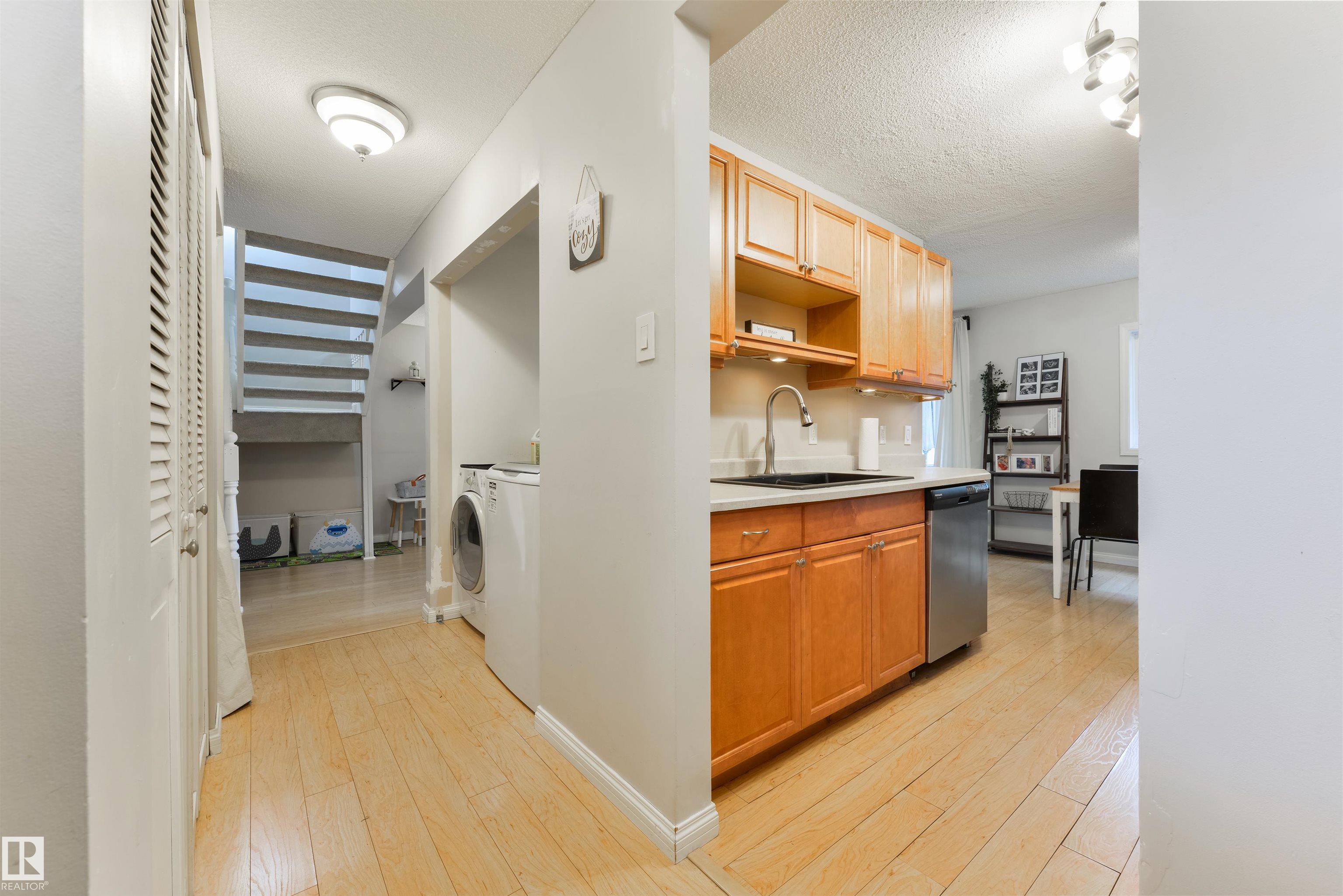 Photo 8 at 2B Meadowlark Village NW, West Meadowlark Park, Edmonton