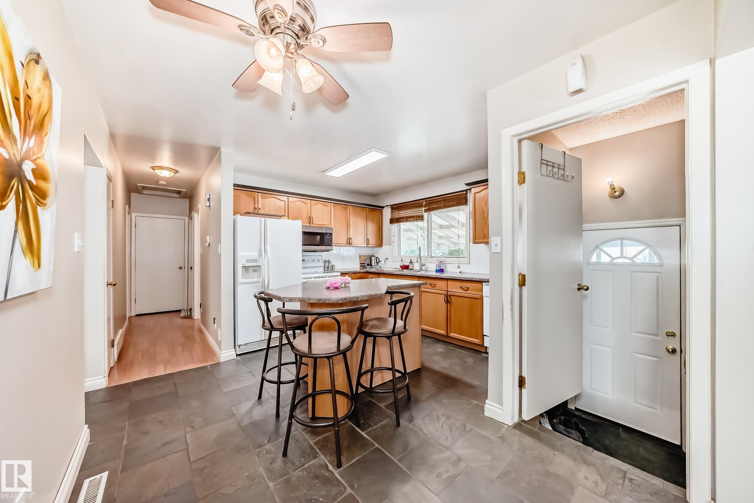 Photo 4 at 44 Grandin Road, Grandin, St. Albert