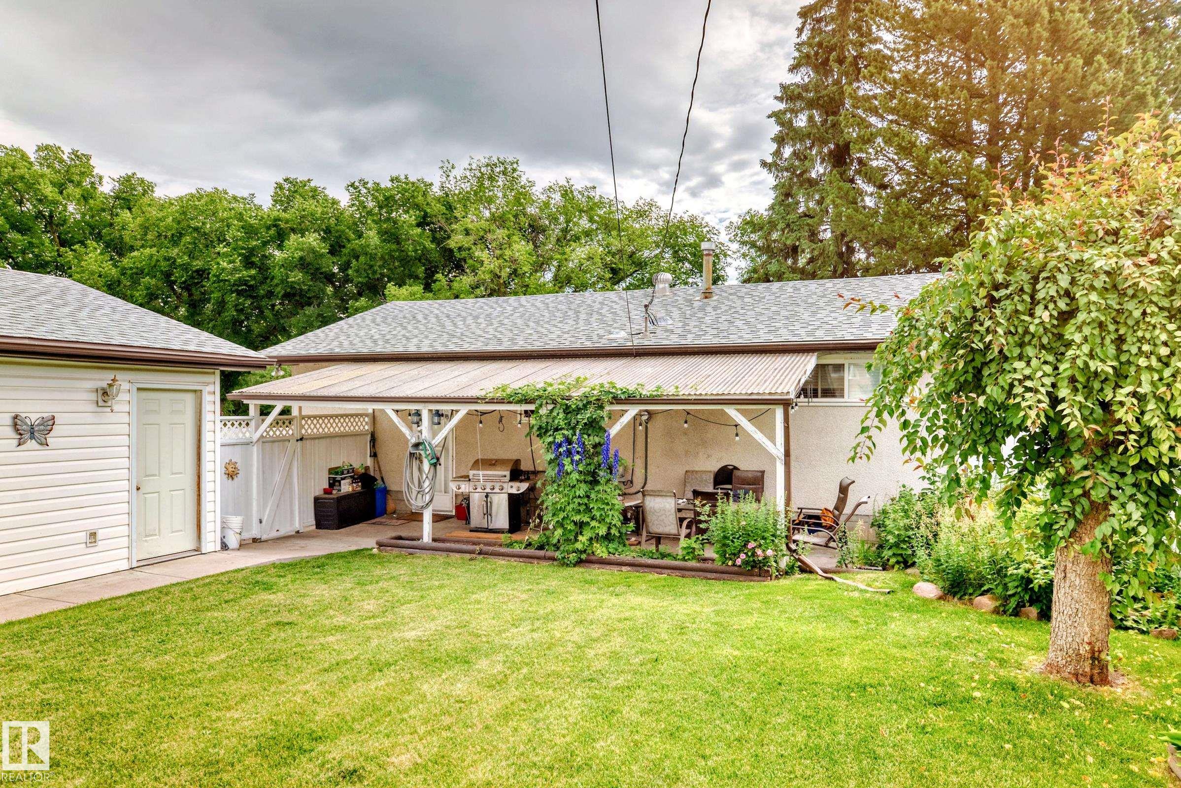 Photo 33 at 44 Grandin Road, Grandin, St. Albert