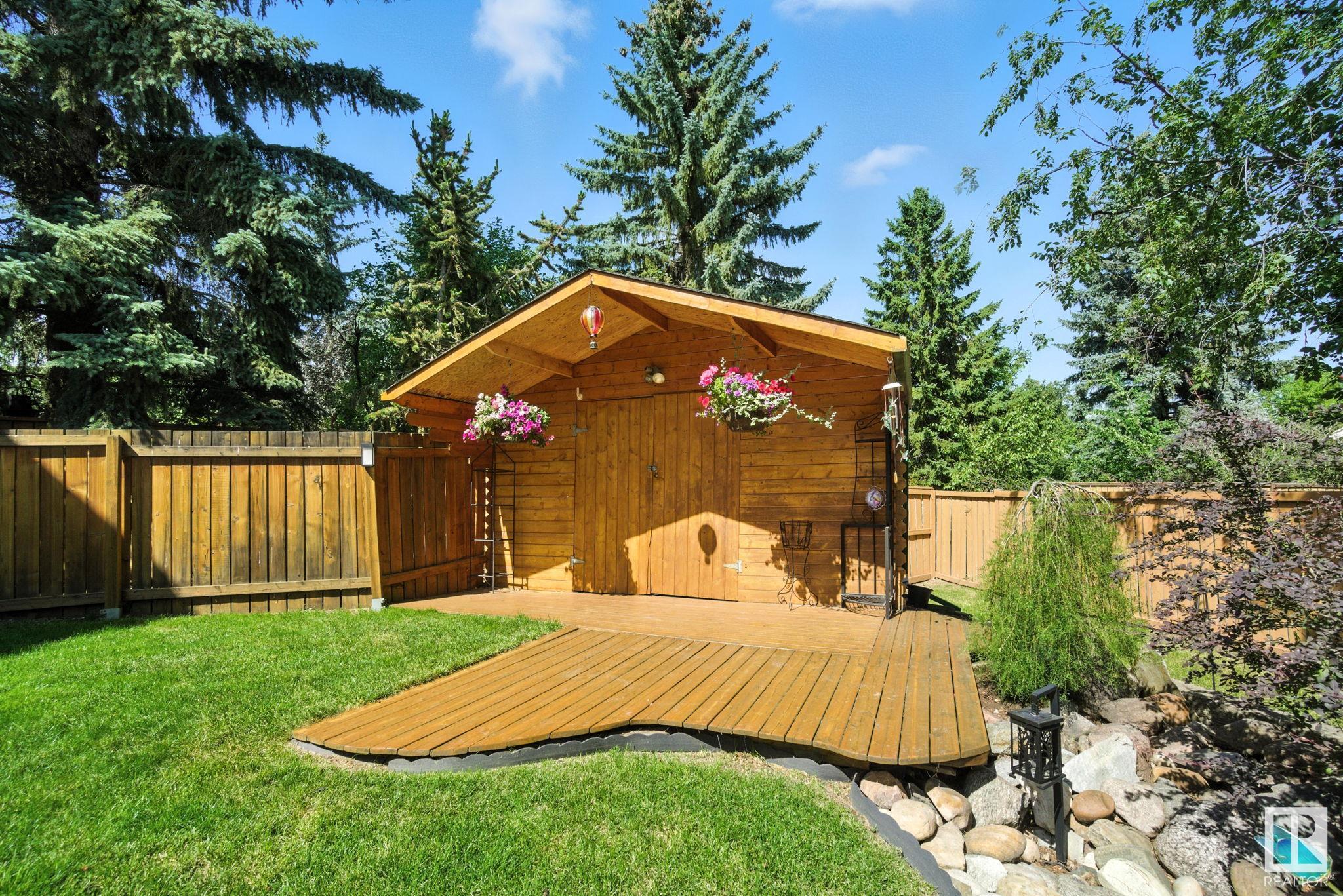 http://cdnparap120.paragonrels.com/ParagonImages/Property/p12/RAE/225360846/63/0/0/c52bcd79487c351558980e7f94080a09/1/faebfc4b7710f4beb03cccb4d35e6b0e/225360846-874c3741-81d8-430c-9ce0-6a46f68f3019.JPG