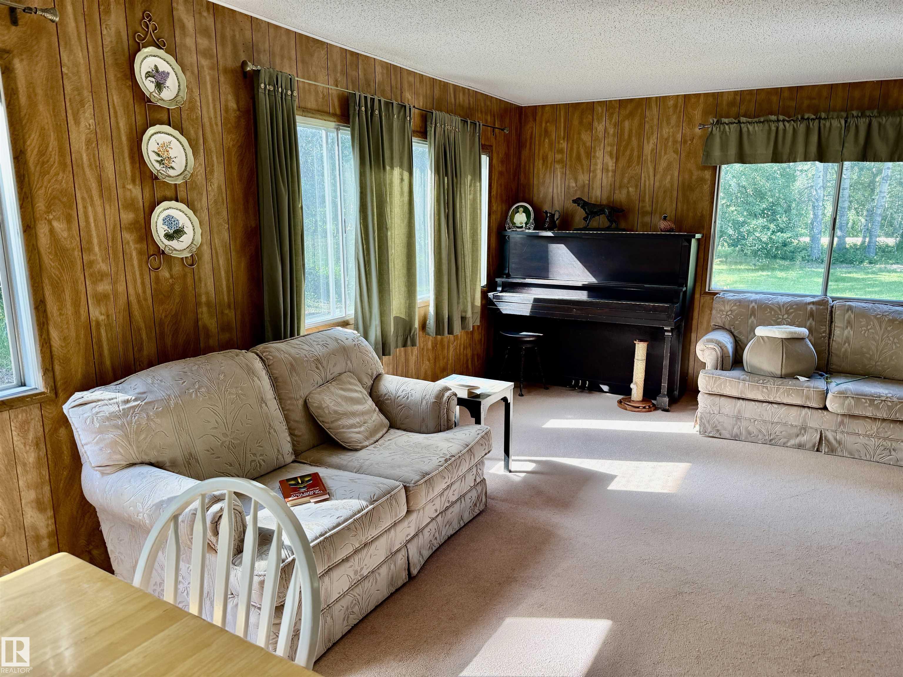 Photo 12 at 6 - 53301 Rge Road 32, Westland Park II, Rural Parkland County