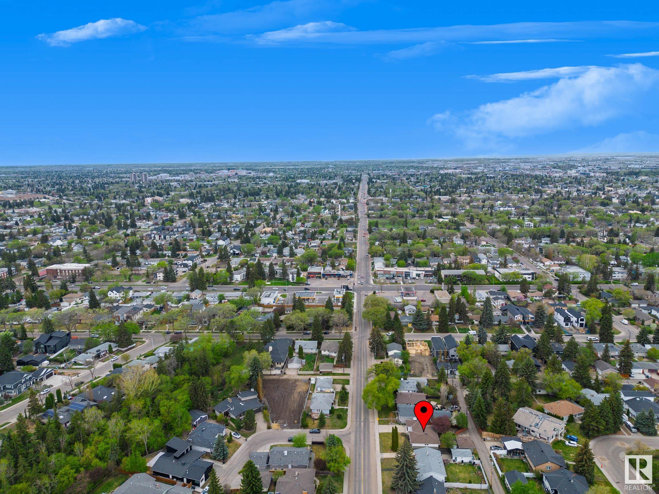 http://cdnparap120.paragonrels.com/ParagonImages/Property/p12/RAE/225360878/67/0/0/bac5a17f2615b97ce4b93580390f0684/1/55d111e1cf93fe711f7dc6980031c427/225360878-714D34B8-E1FC-407A-88C2-44C9837C6E2E.JPG