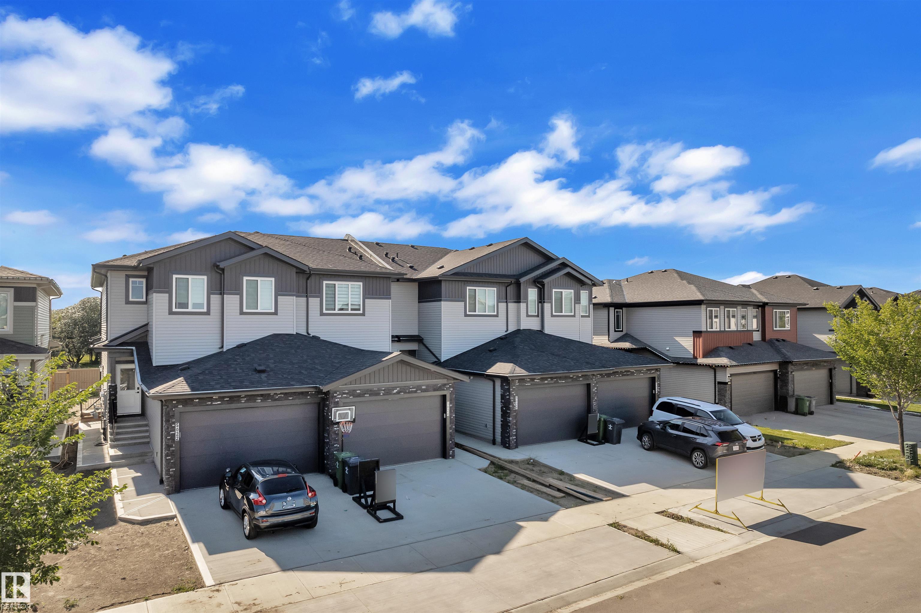 Photo 5 at 5024 67 Street, Eaglemont Heights, Beaumont