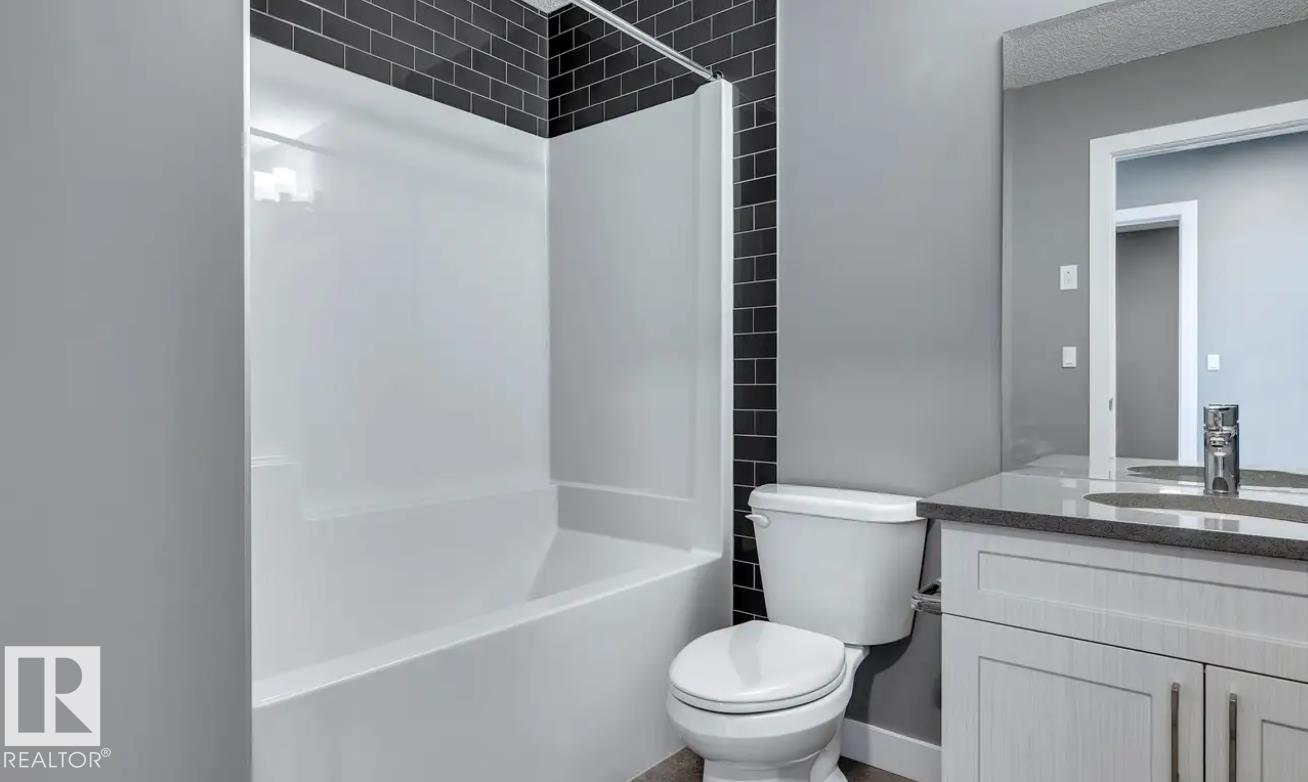 Photo 11 at 86 Penn Place, Prescott, Spruce Grove