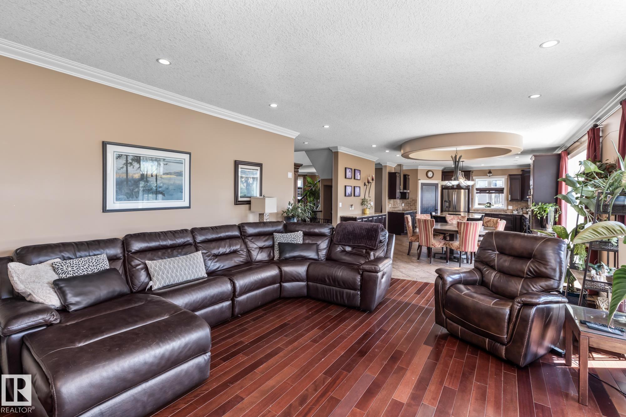 Photo 21 at 577 Manor Pointe Court, Upper Manor Pointe, Rural Sturgeon County