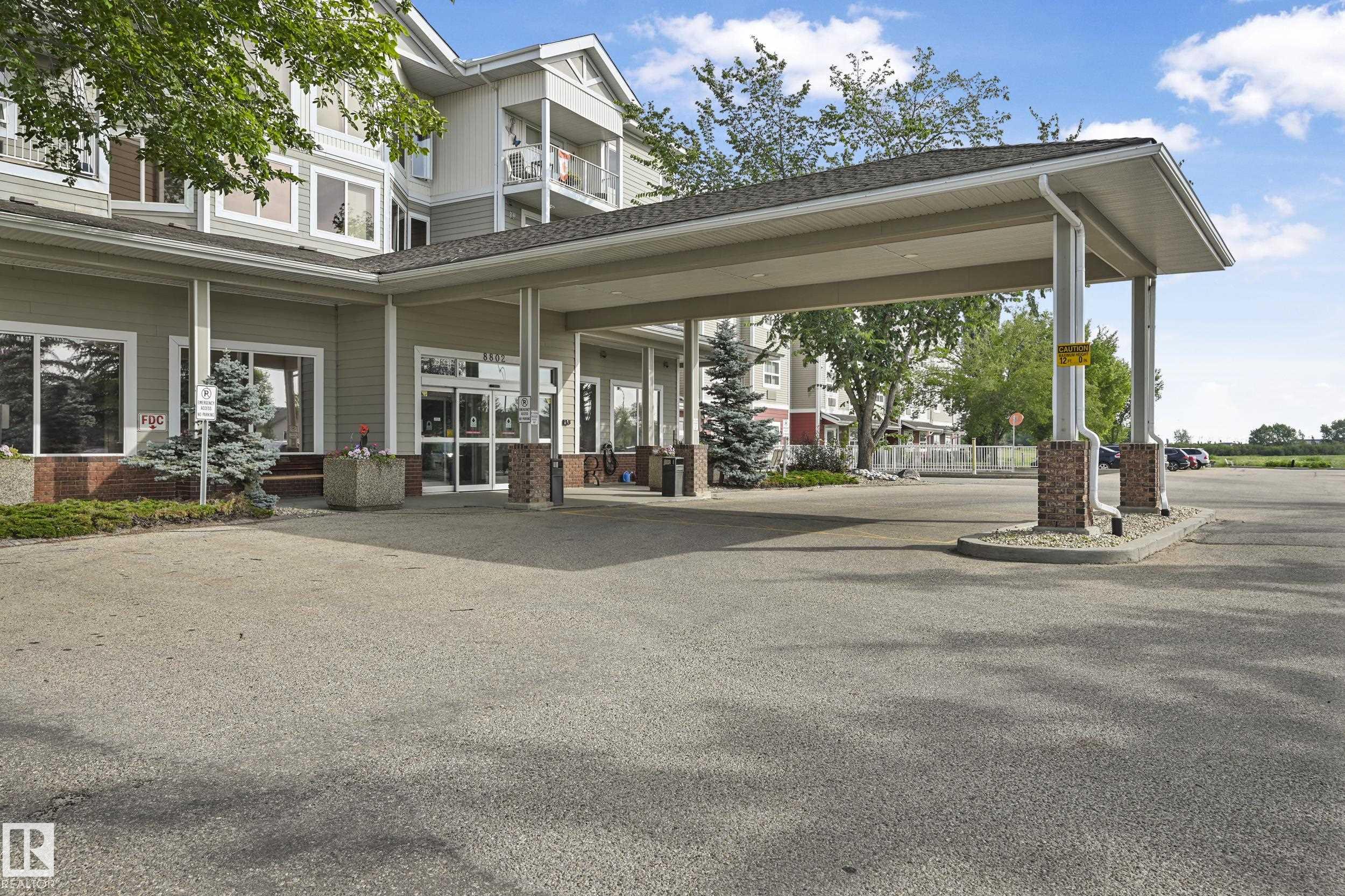 Photo 2 at 426 - 8802 Southfort Drive, South Fort, Fort Saskatchewan