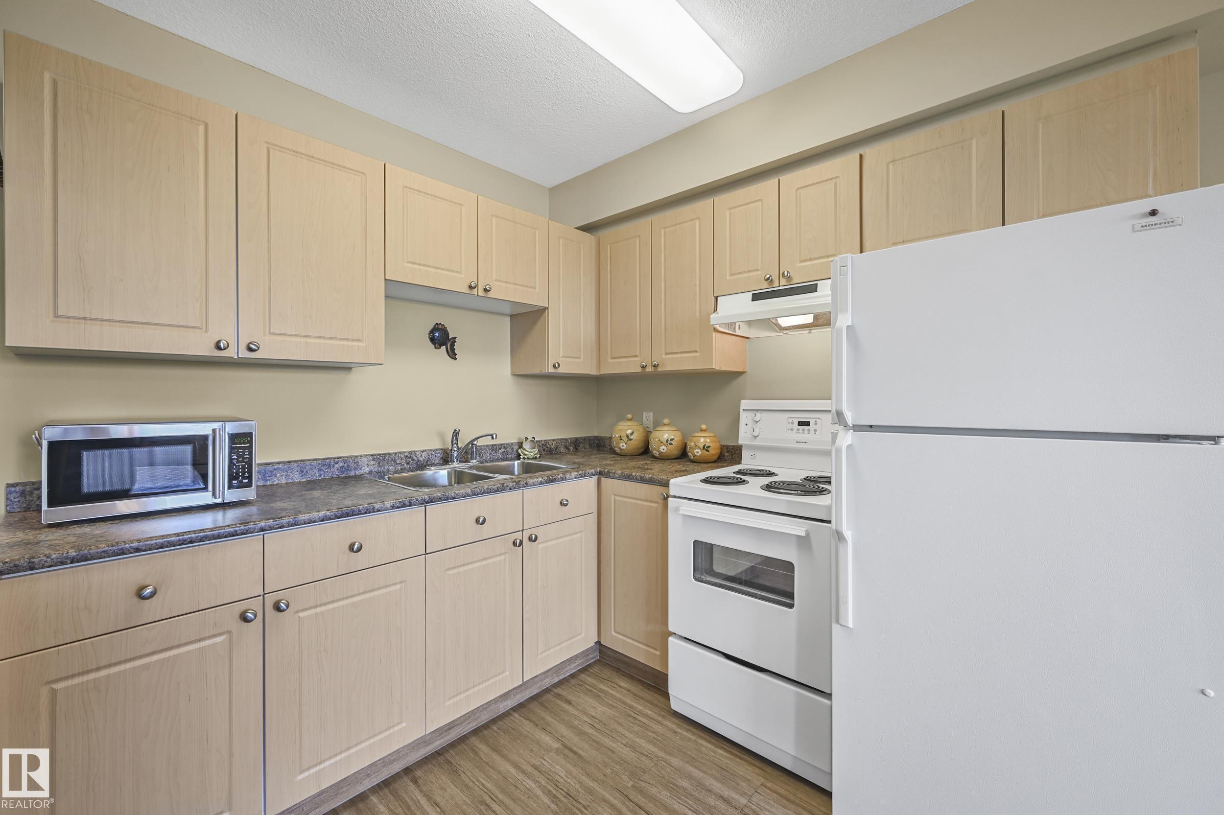 Photo 6 at 426 - 8802 Southfort Drive, South Fort, Fort Saskatchewan