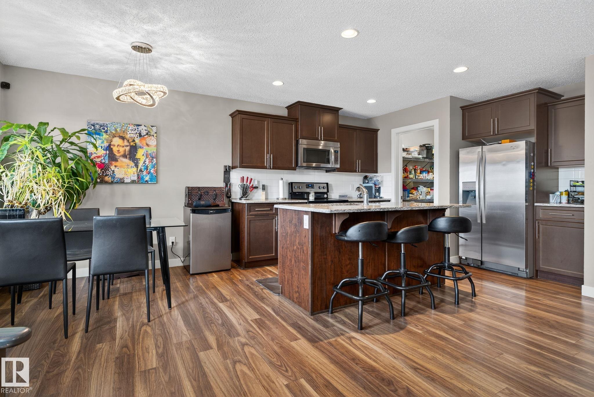 Photo 12 at 5416 67 Street, Eaglemont Heights, Beaumont