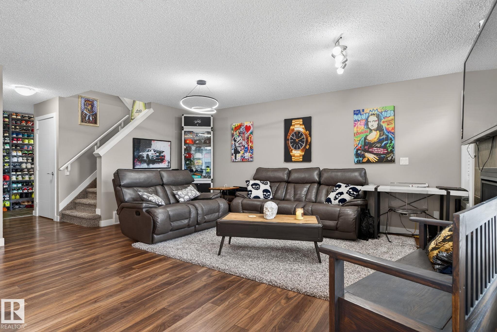 Photo 6 at 5416 67 Street, Eaglemont Heights, Beaumont