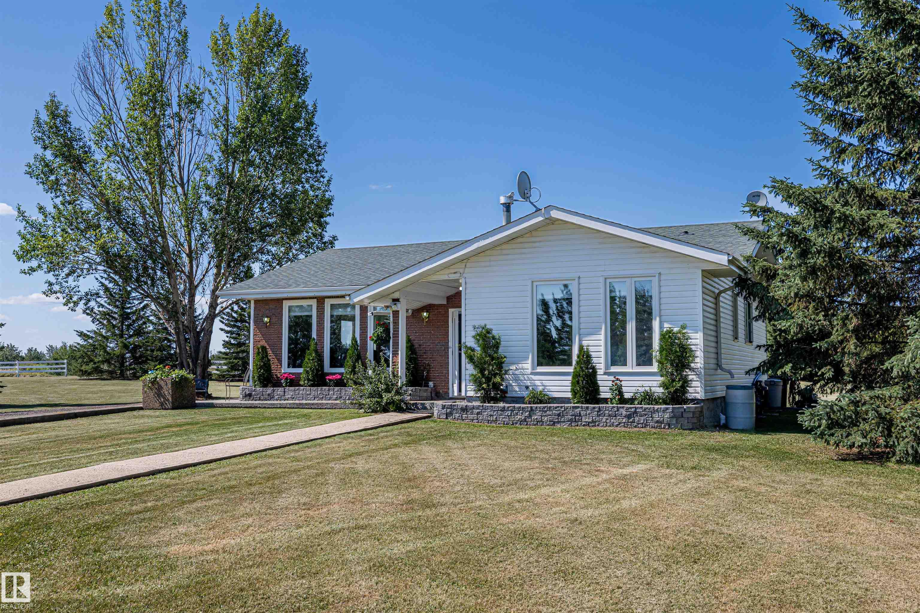 Photo 2 at 21341 Twp Road 534, None, Rural Strathcona County