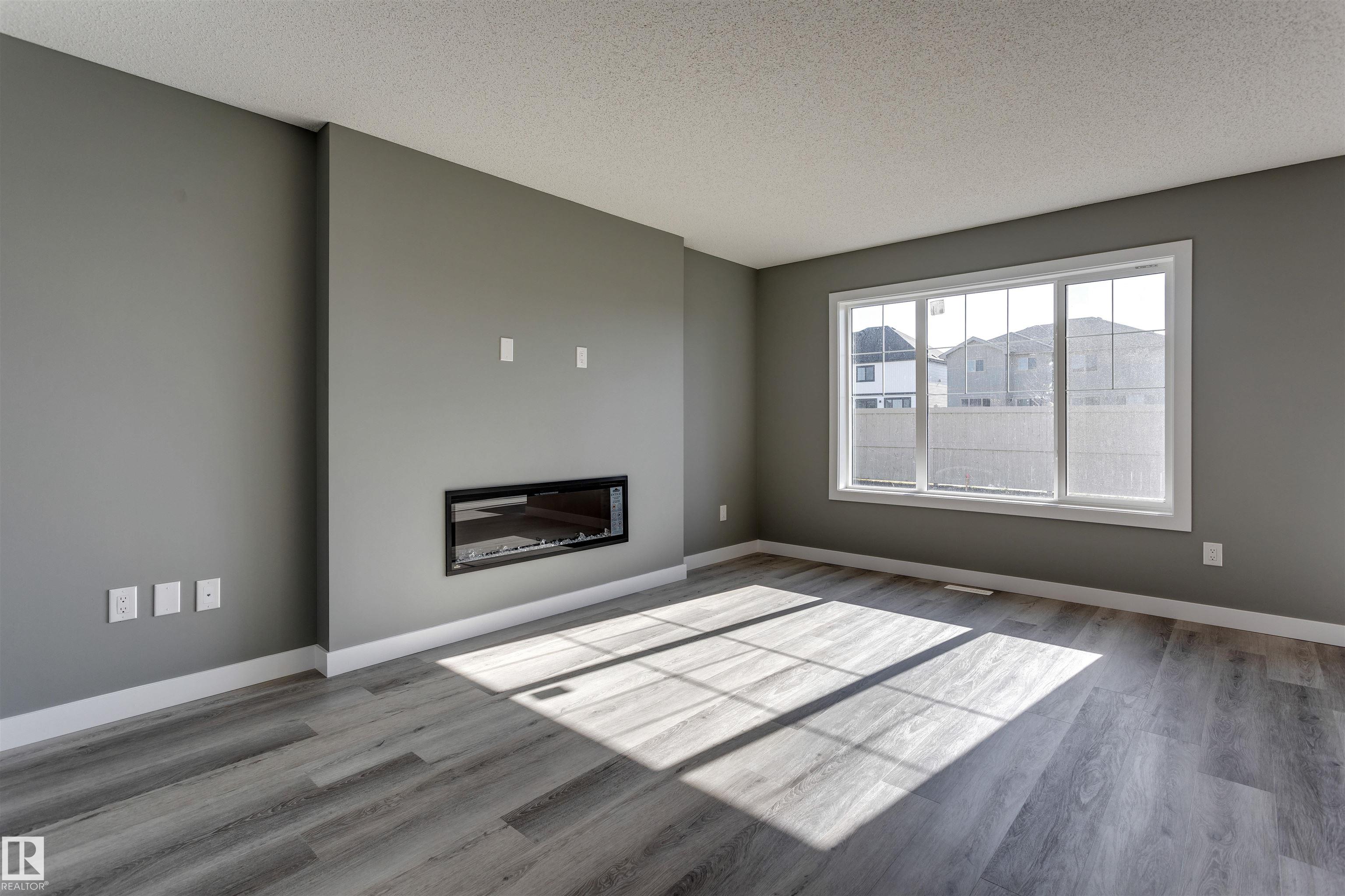 Photo 5 at 7122 52 Avenue, Elan, Beaumont