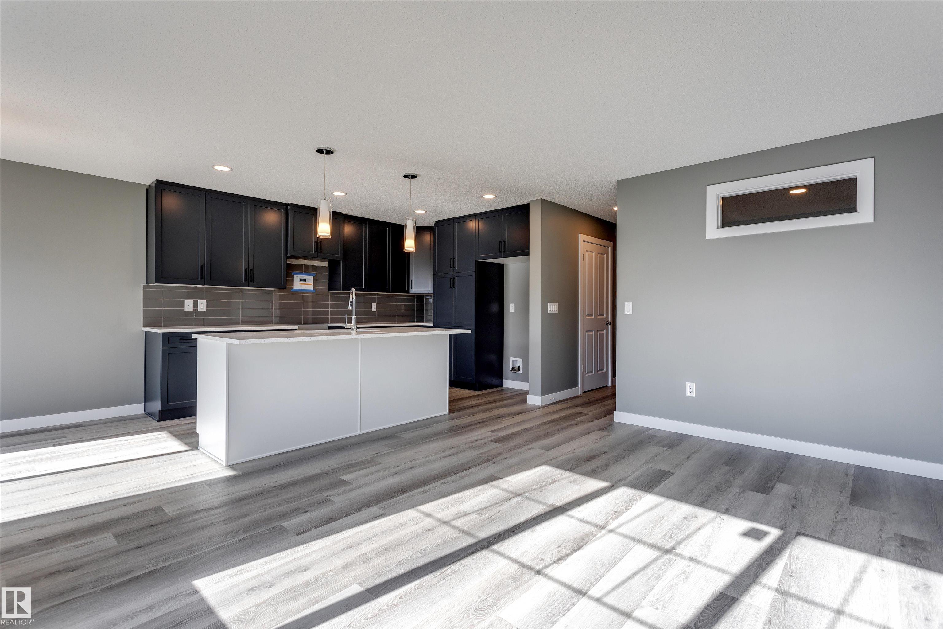 Photo 7 at 7122 52 Avenue, Elan, Beaumont