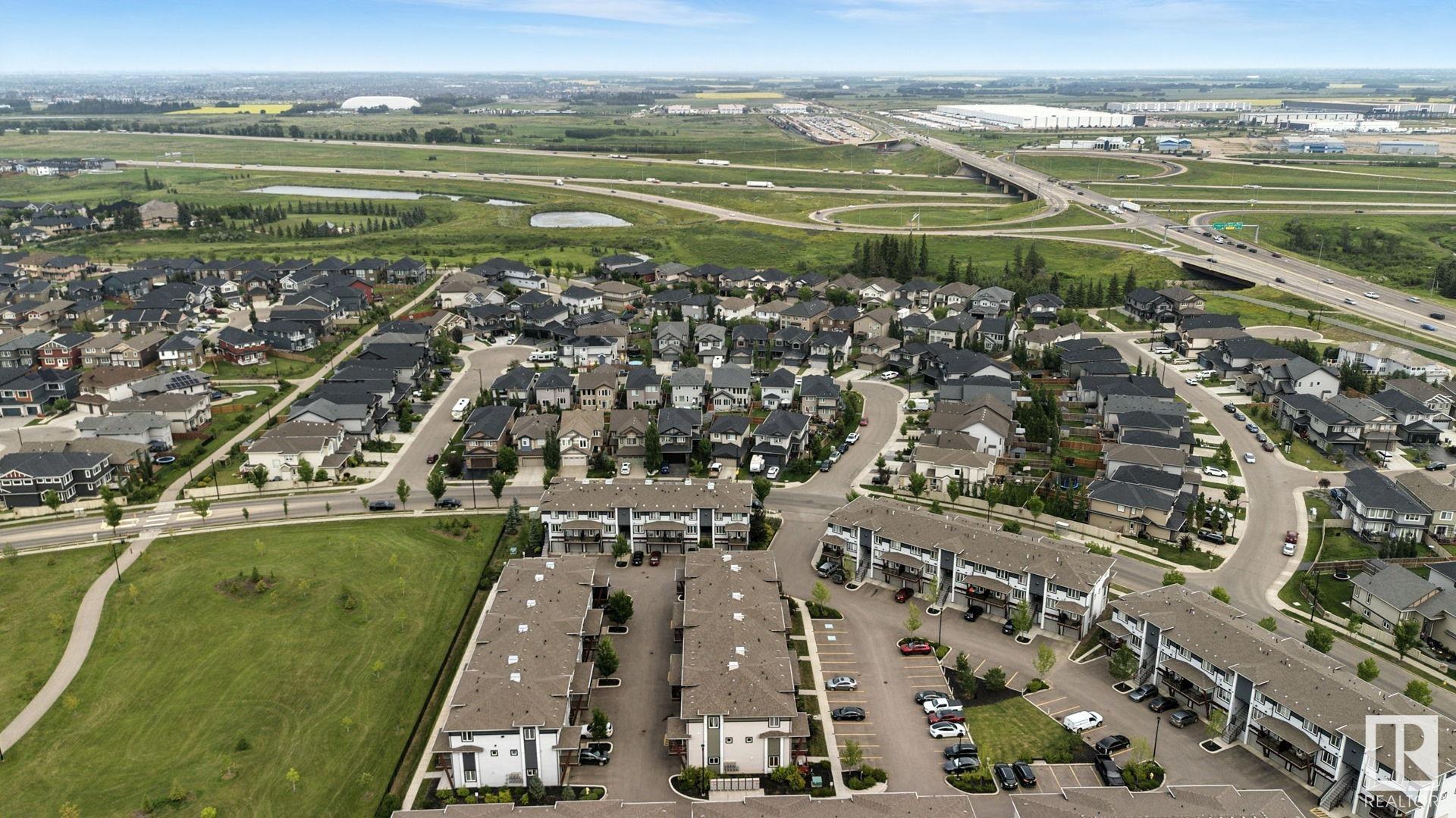 http://cdnparap120.paragonrels.com/ParagonImages/Property/p12/RAE/225361276/19/0/0/b2653119883ab520c798ec65c3264204/1/73af93d060962d8cd34fc853321c4325/225361276-b8677994-e913-4aff-a794-e66edf1ba908.JPG