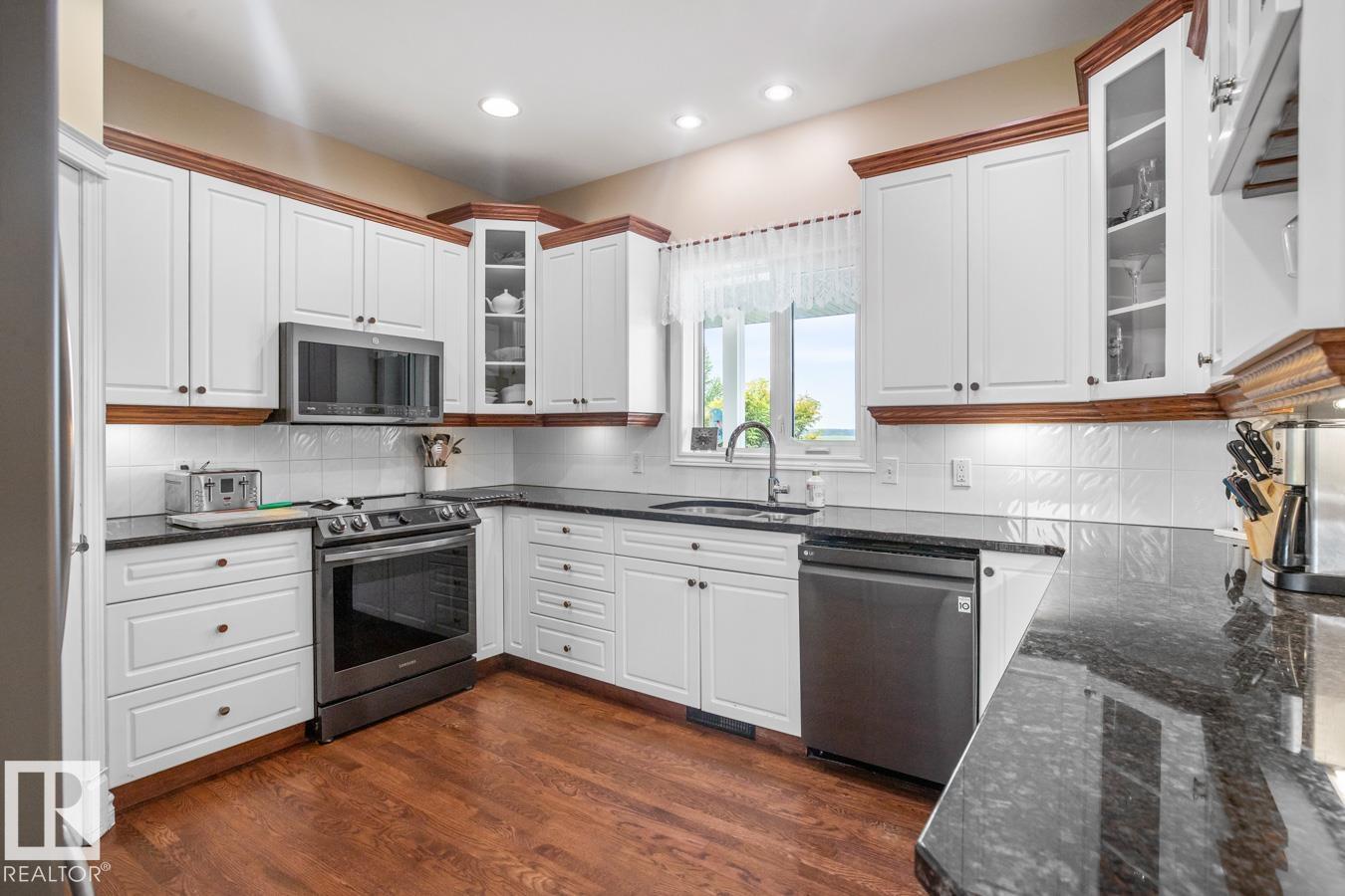 Photo 11 at 51433 Rge Road 232, None, Rural Strathcona County