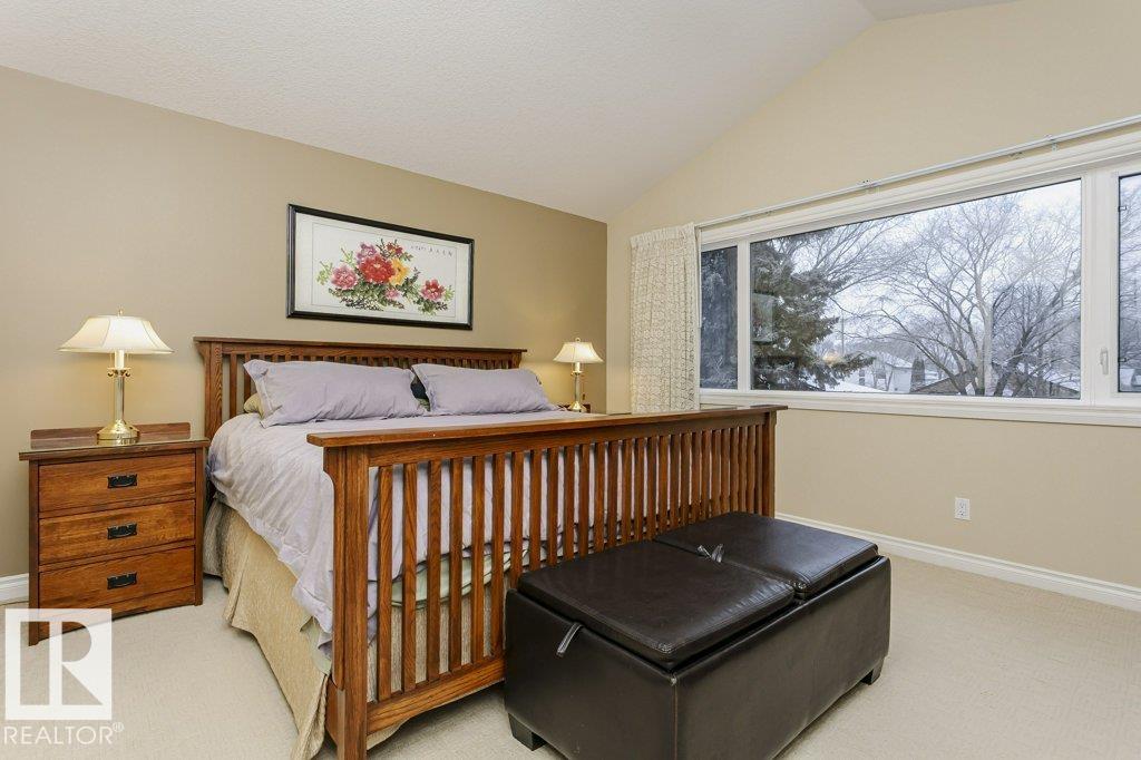 Photo 28 at 10511 76 Street NW, Forest Heights, Edmonton