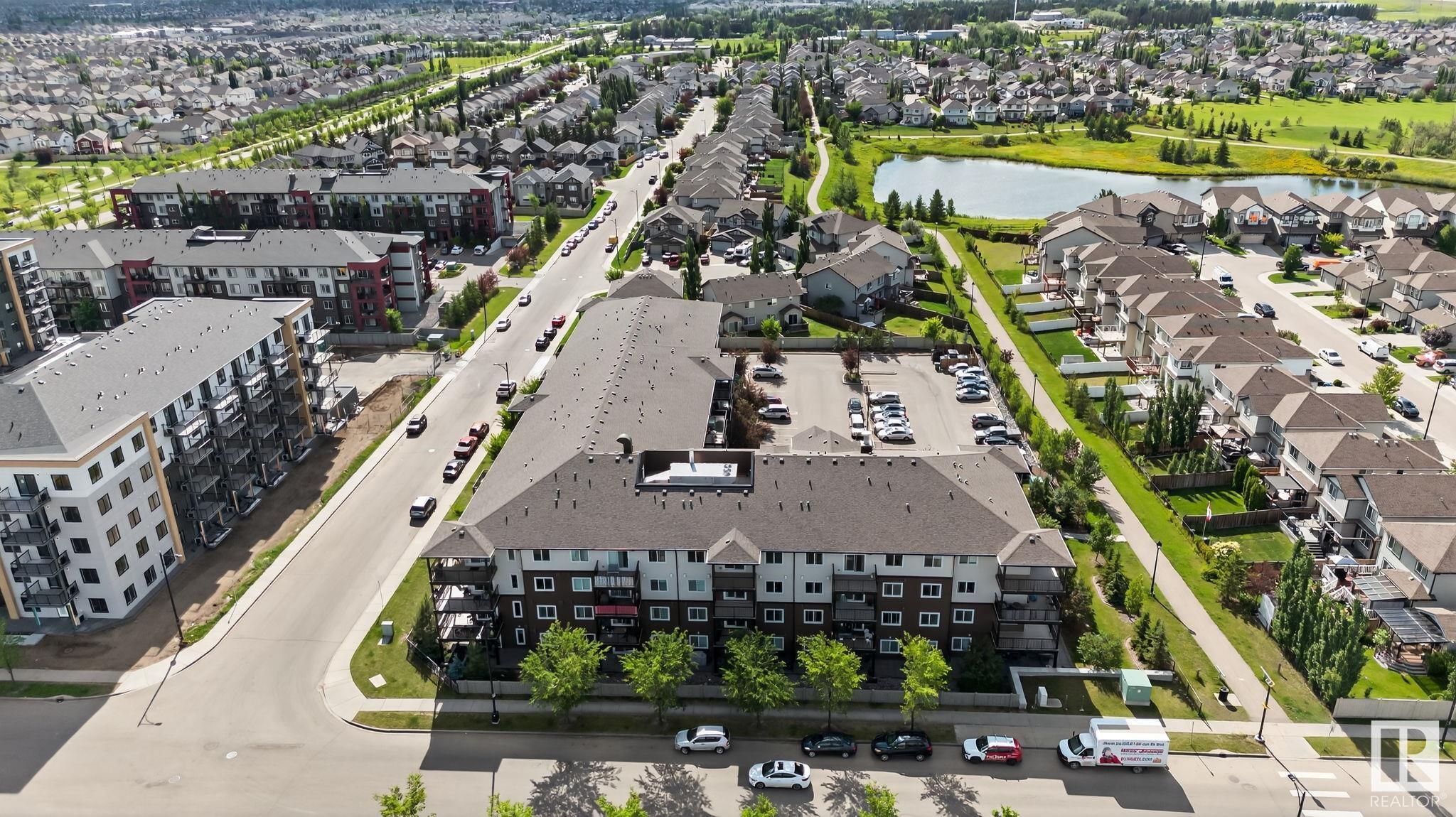 http://cdnparap120.paragonrels.com/ParagonImages/Property/p12/RAE/225361388/32/0/0/e61ba2e3bce3f6df1118b6a31724555b/1/780ffb63c2832c87510a9a9030a8c4e7/225361388-96135401-bc9a-42bb-a30c-9500ee6cf285.JPG