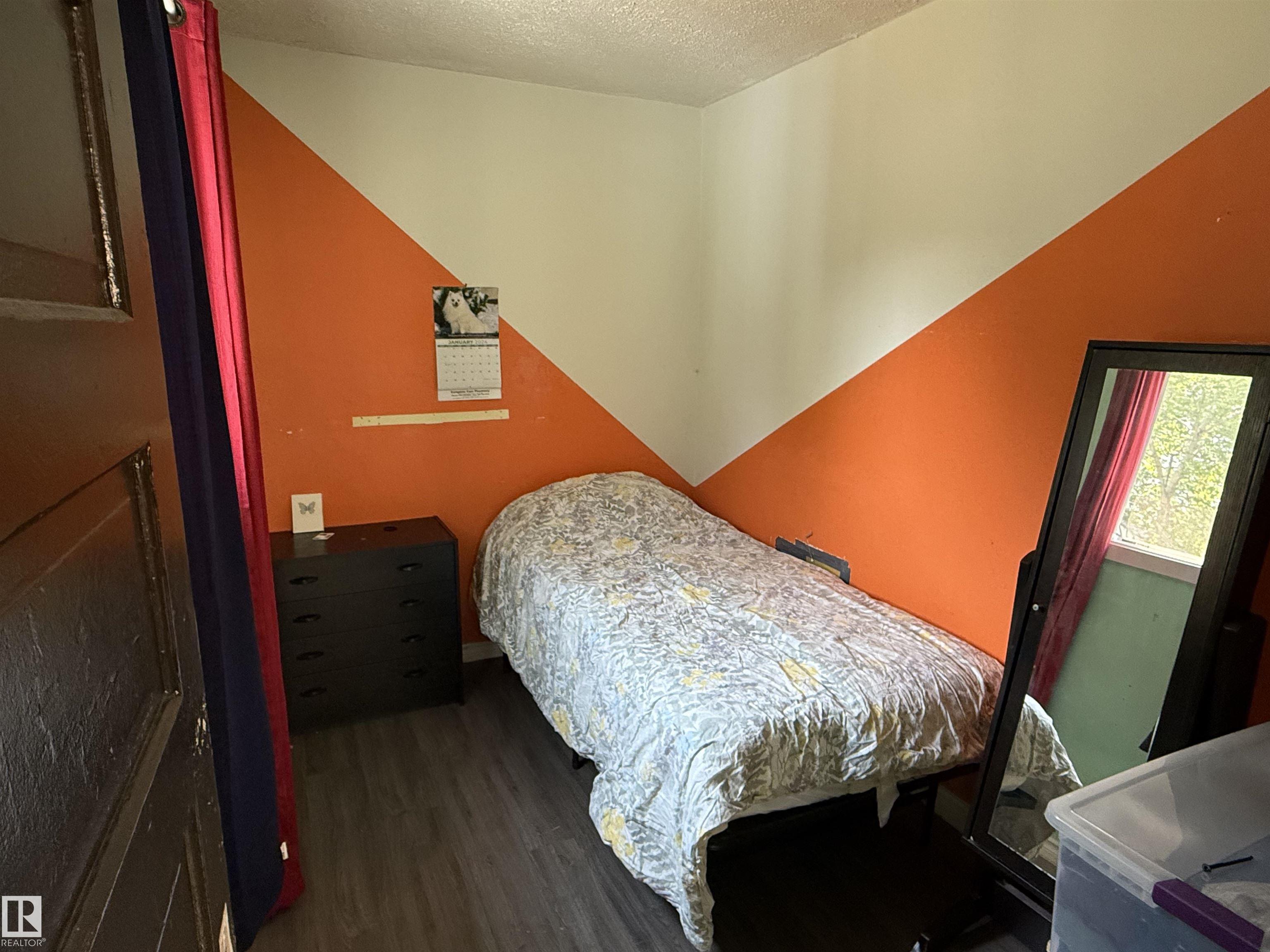 Photo 8 at 12027 93 Street NW, Alberta Avenue, Edmonton