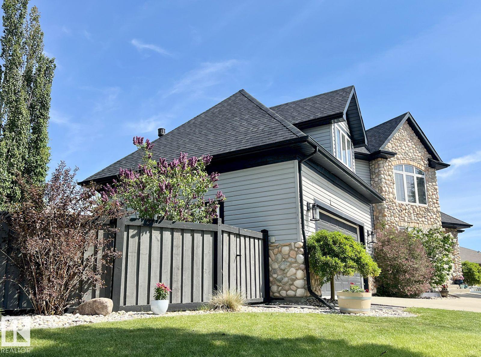 Photo 3 at 6004 32 Avenue, Four Season Estates, Beaumont