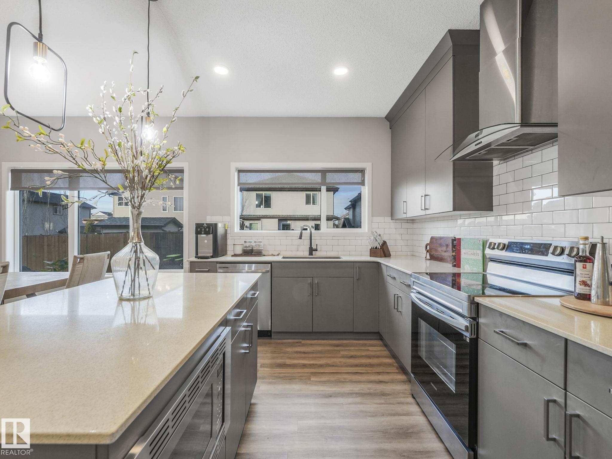 Photo 18 at 10 Autumnwood Crescent, Aspen Glen, Spruce Grove