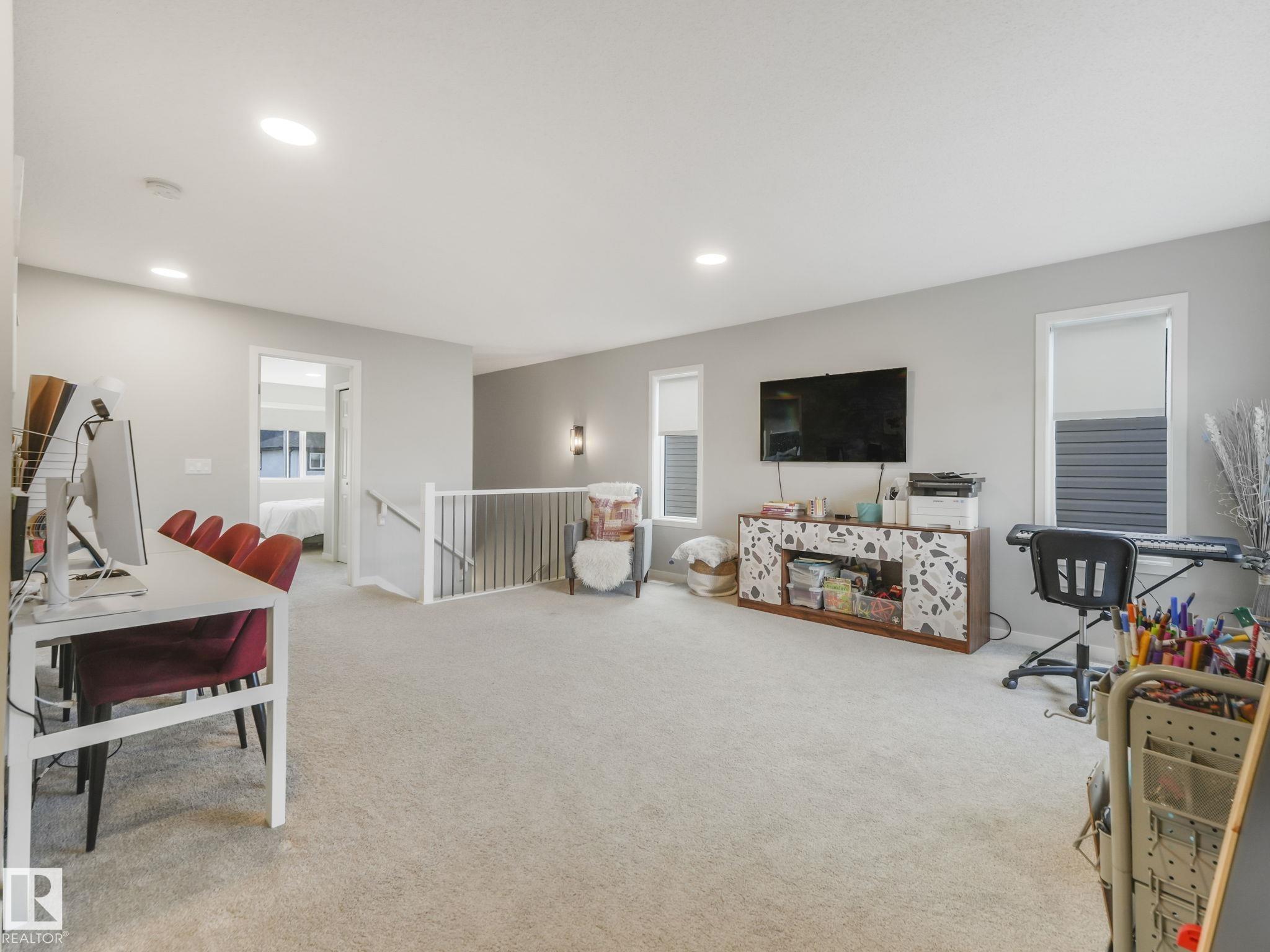 Photo 25 at 10 Autumnwood Crescent, Aspen Glen, Spruce Grove