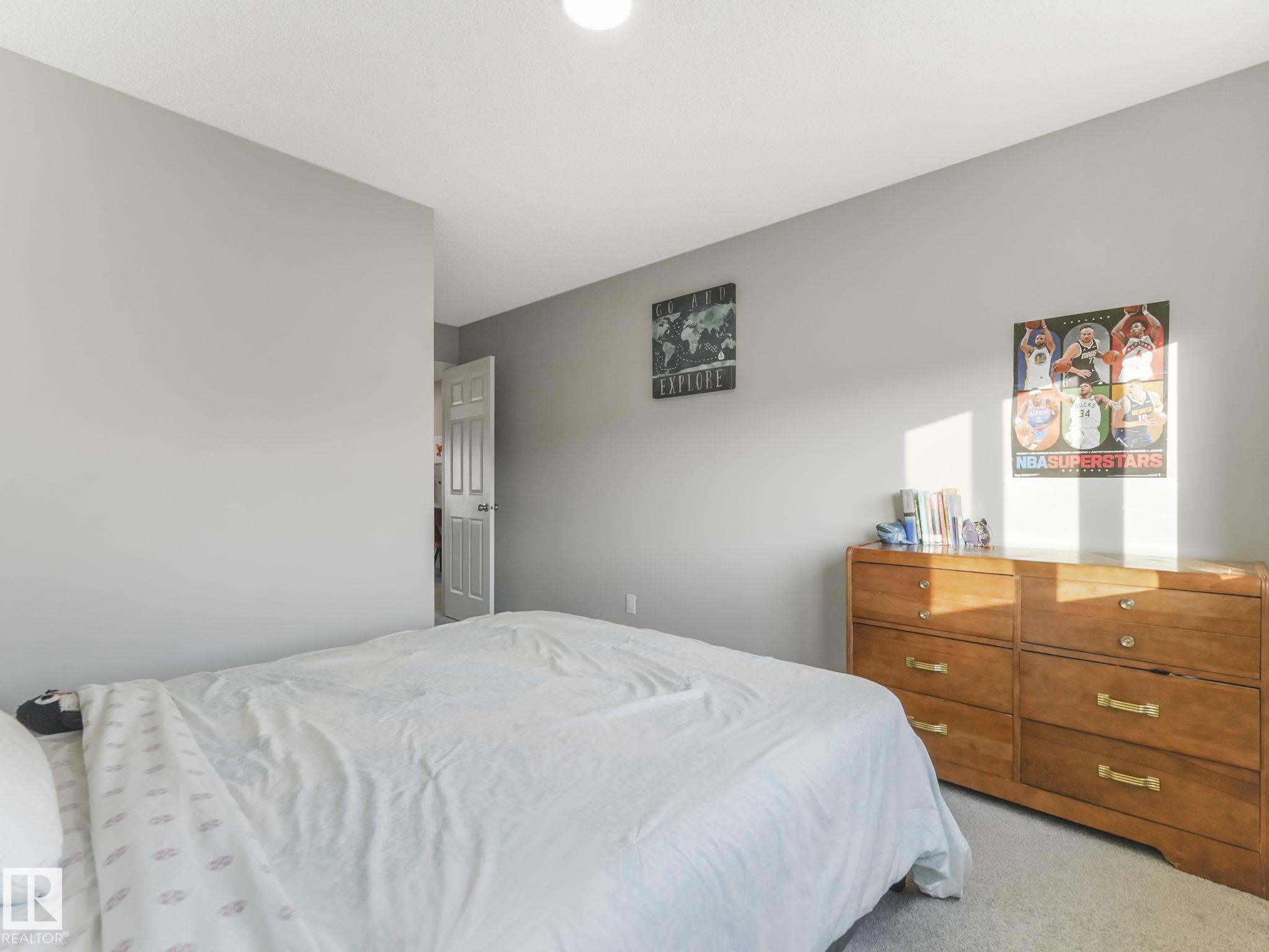 Photo 34 at 10 Autumnwood Crescent, Aspen Glen, Spruce Grove