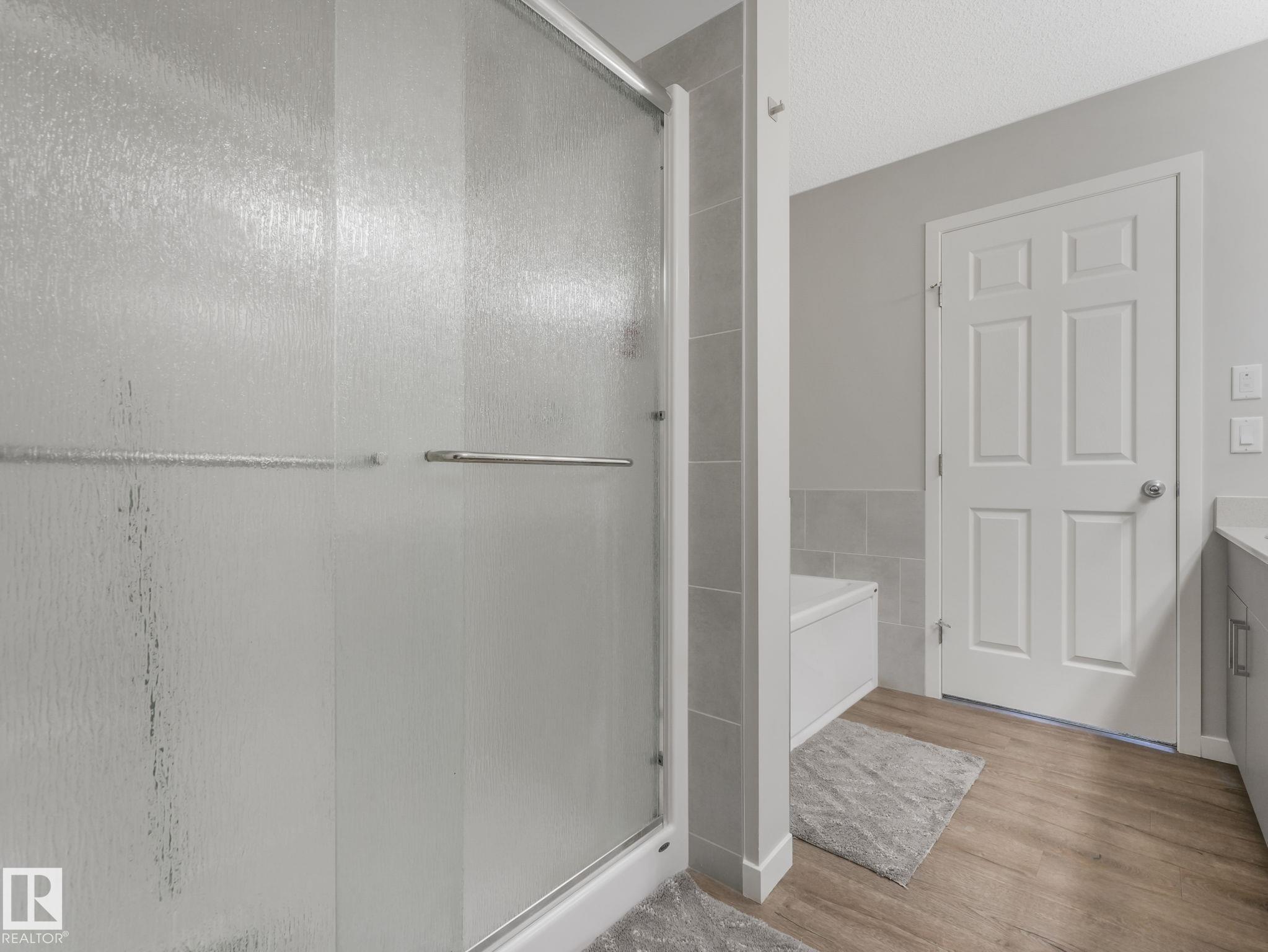 Photo 39 at 10 Autumnwood Crescent, Aspen Glen, Spruce Grove