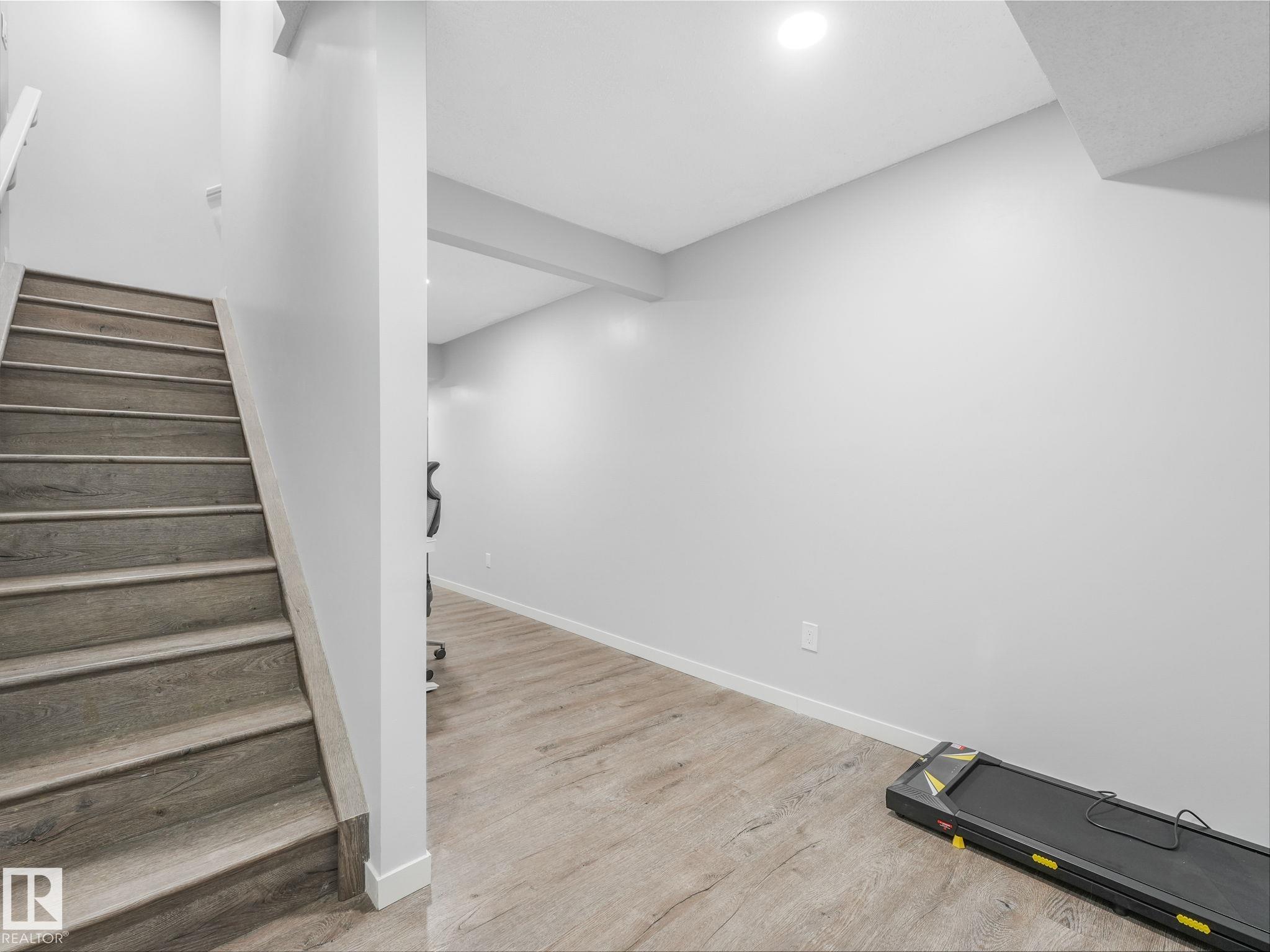 Photo 46 at 10 Autumnwood Crescent, Aspen Glen, Spruce Grove