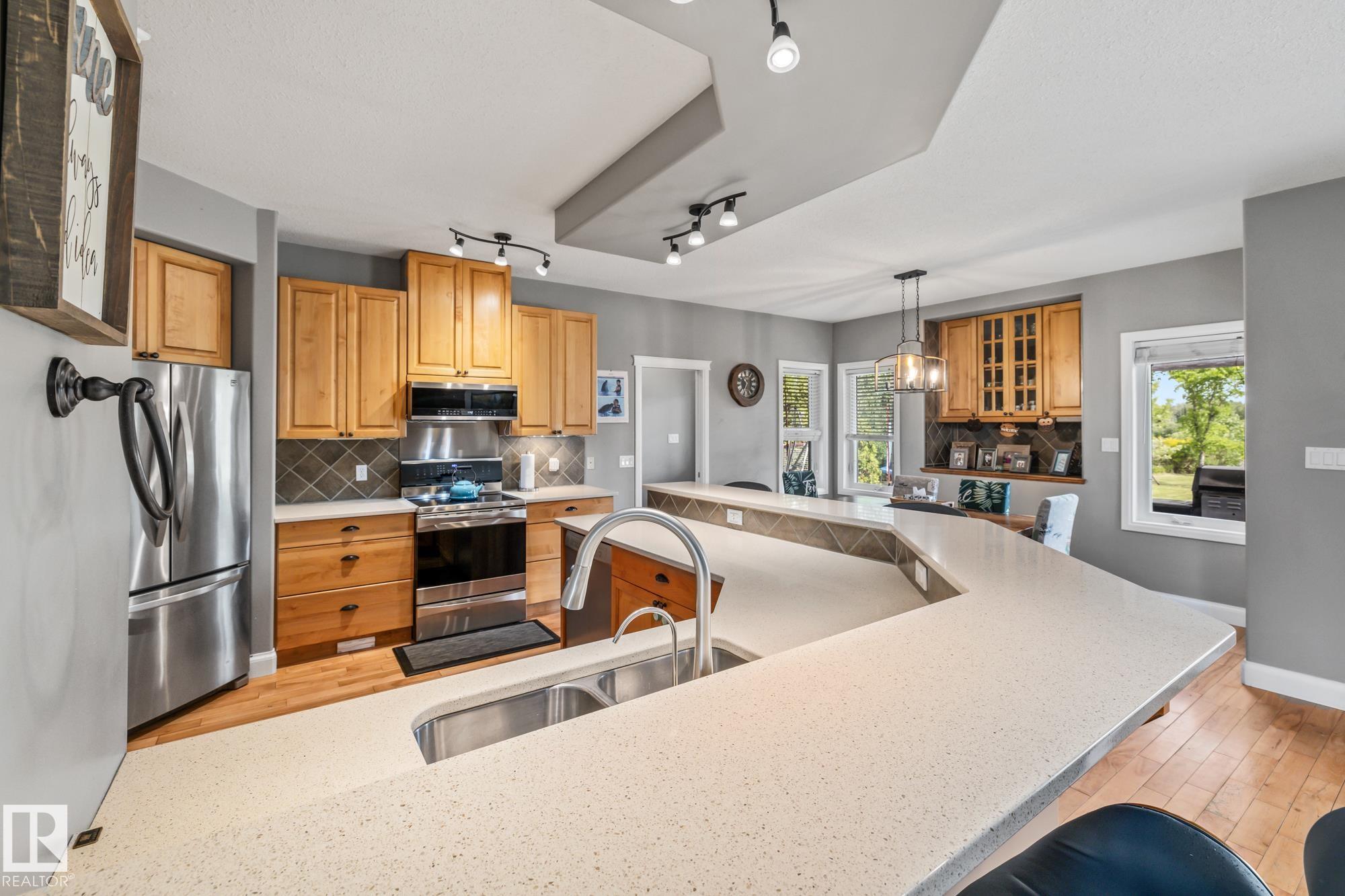 Photo 12 at 38 - 53017 Rge Road 223, Habitat Acres, Rural Strathcona County