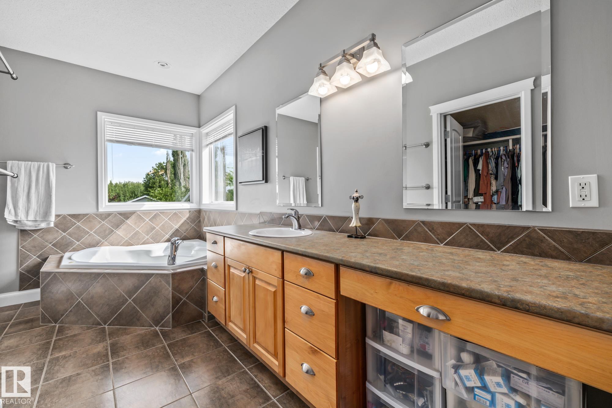 Photo 22 at 38 - 53017 Rge Road 223, Habitat Acres, Rural Strathcona County