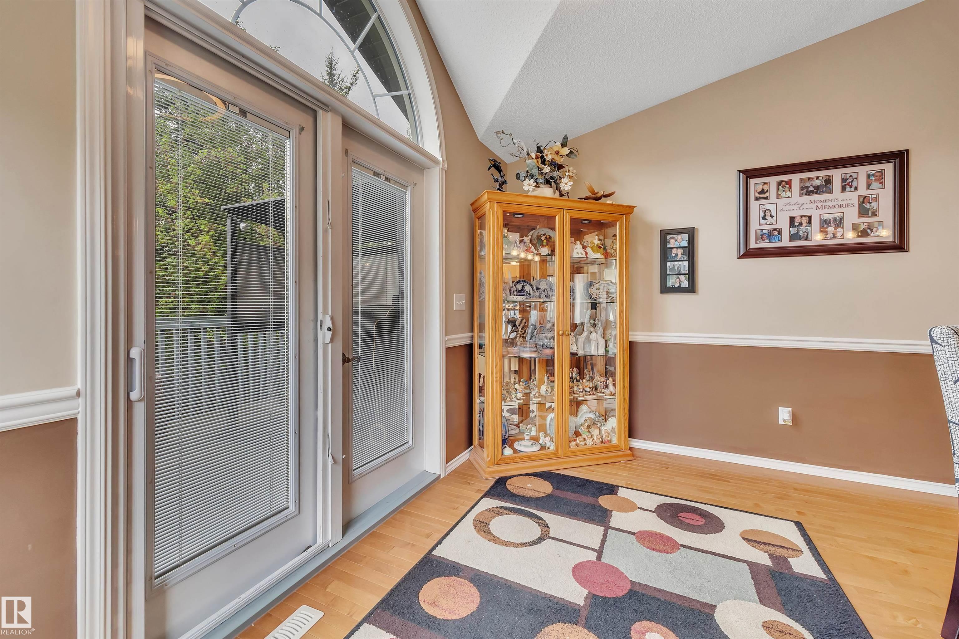Photo 20 at 6 - 102 Bridgeport Crossing, Bridgeport, Leduc