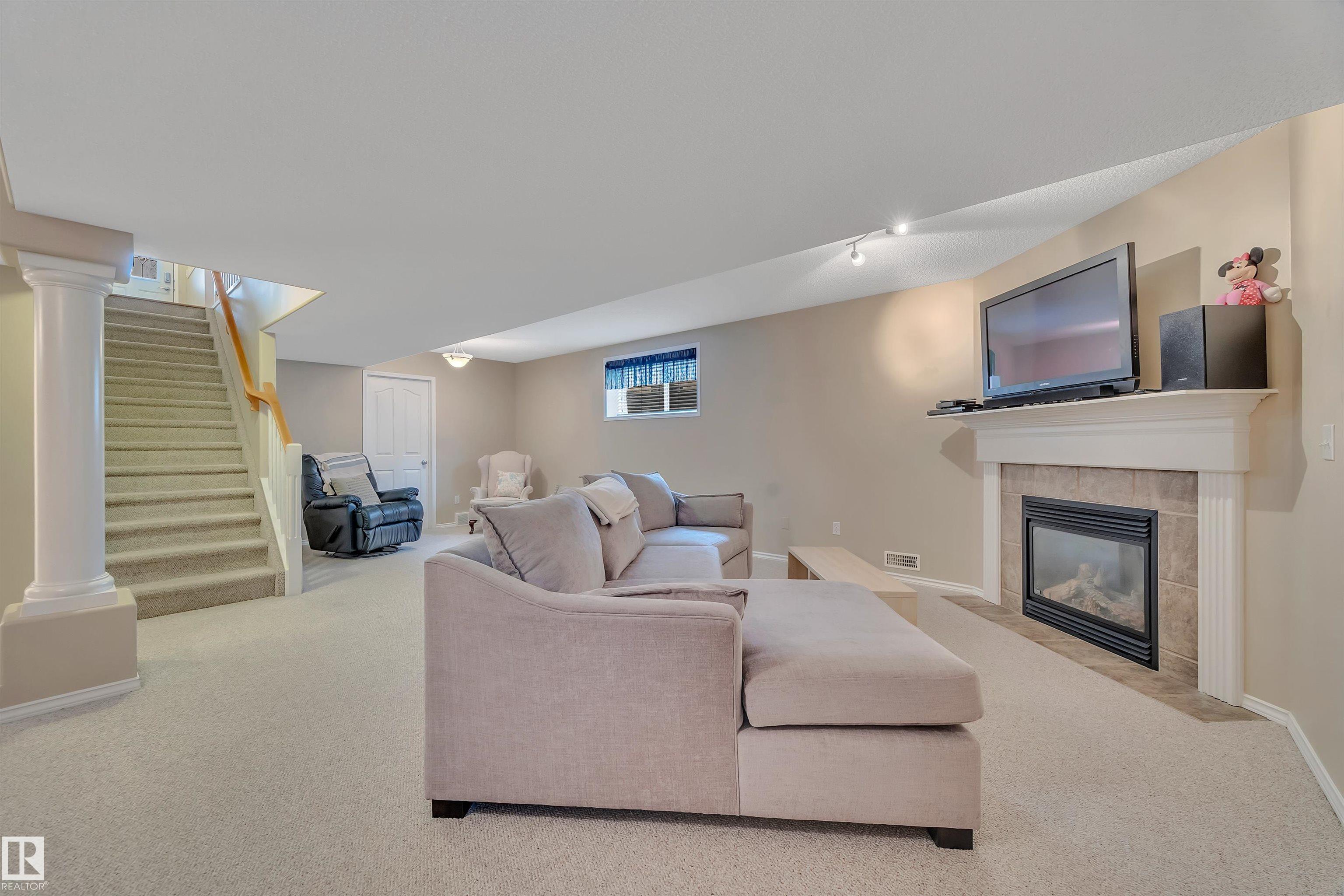 Photo 32 at 6 - 102 Bridgeport Crossing, Bridgeport, Leduc