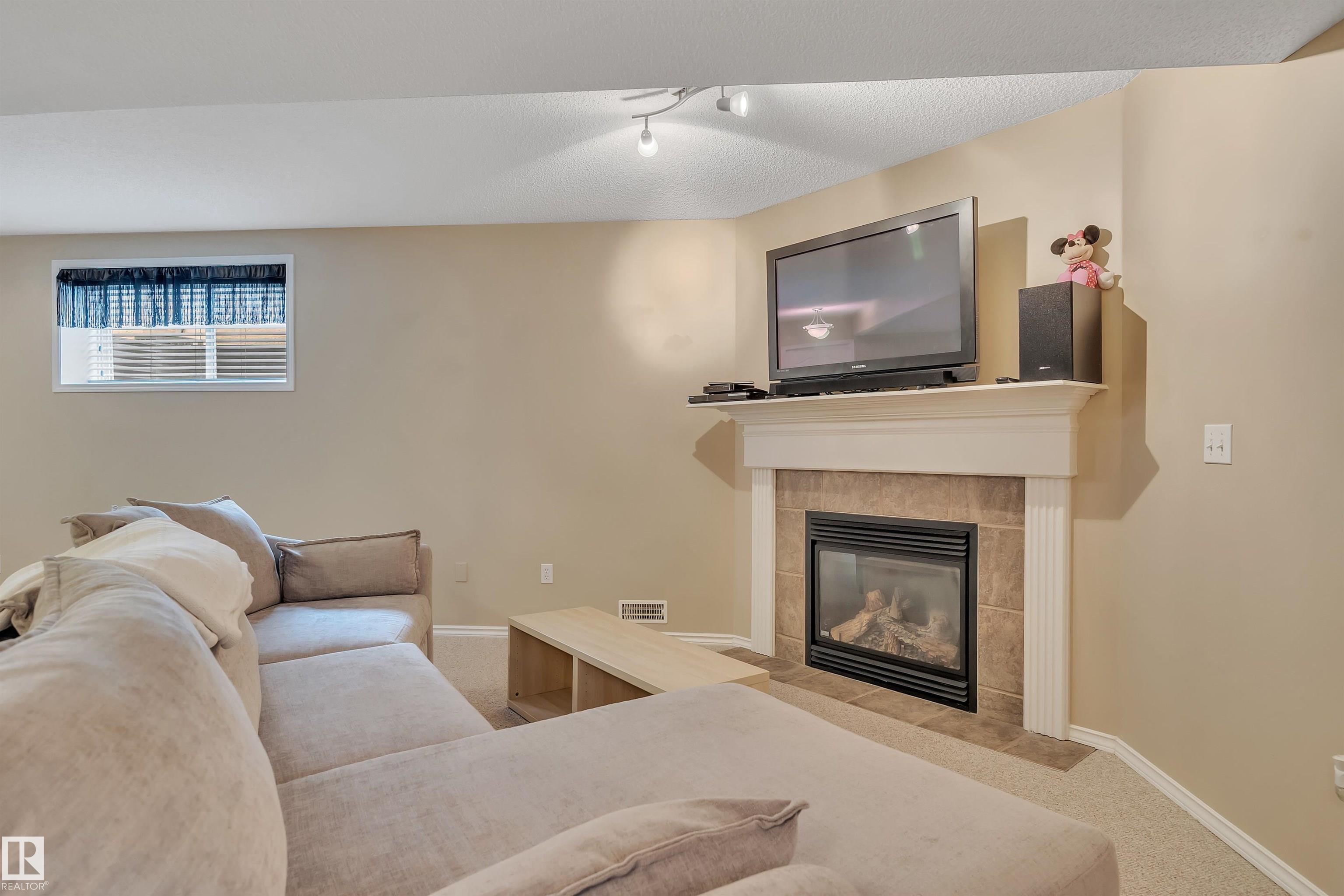 Photo 35 at 6 - 102 Bridgeport Crossing, Bridgeport, Leduc