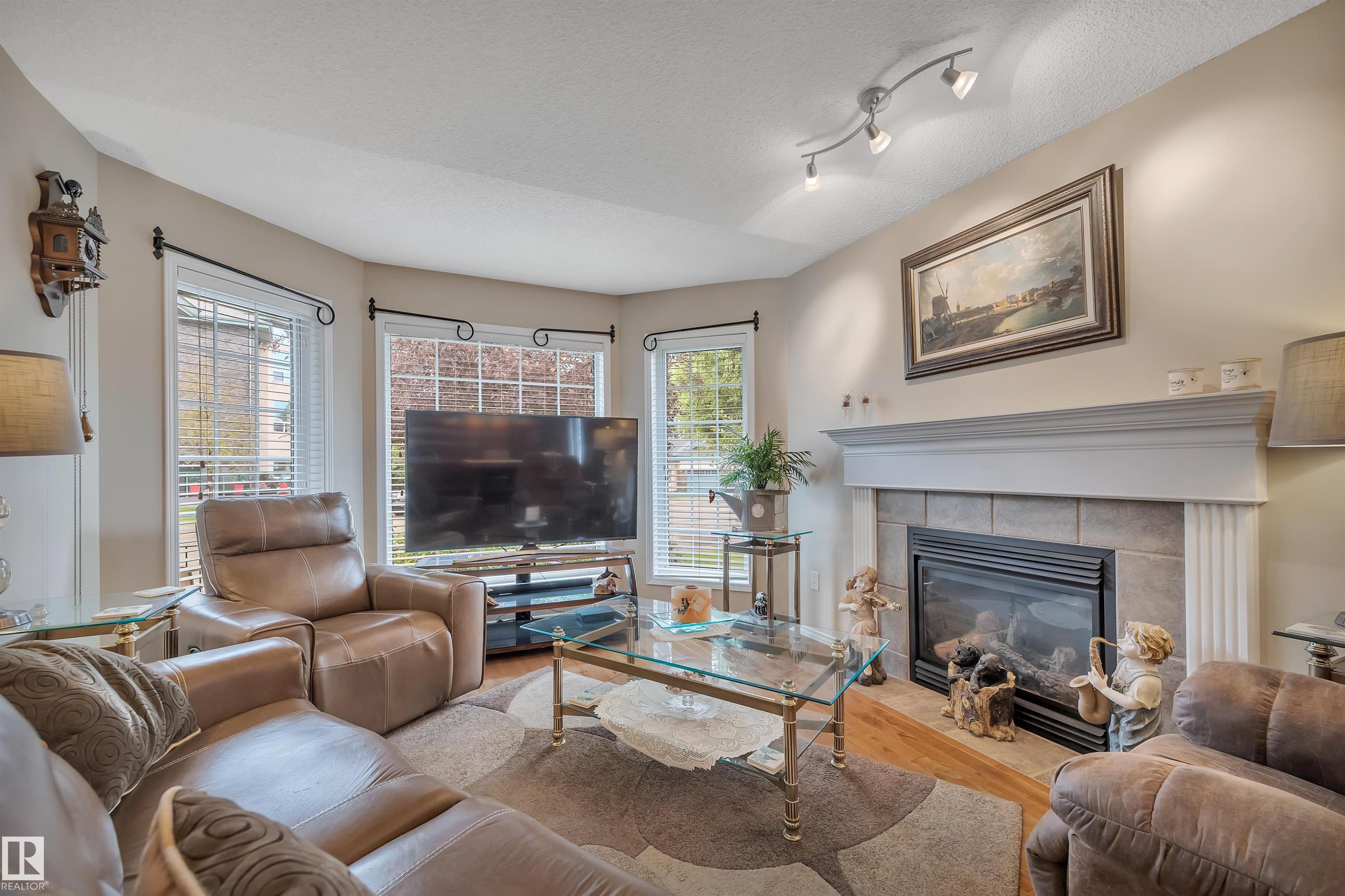 Photo 8 at 6 - 102 Bridgeport Crossing, Bridgeport, Leduc