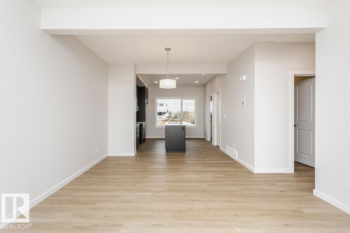 Photo 4 at 310 Hawthorn Way, Woodbend, Leduc